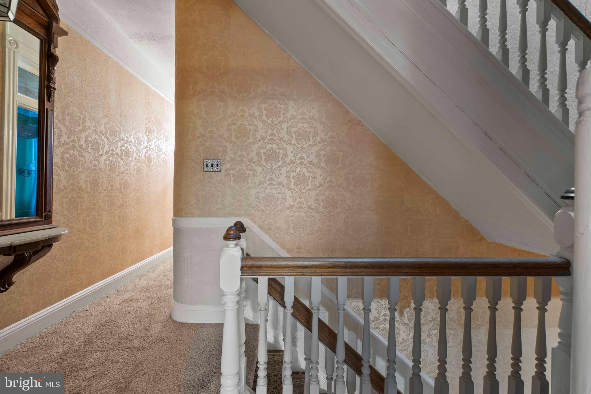 CHARLES VILLAGE - Residential