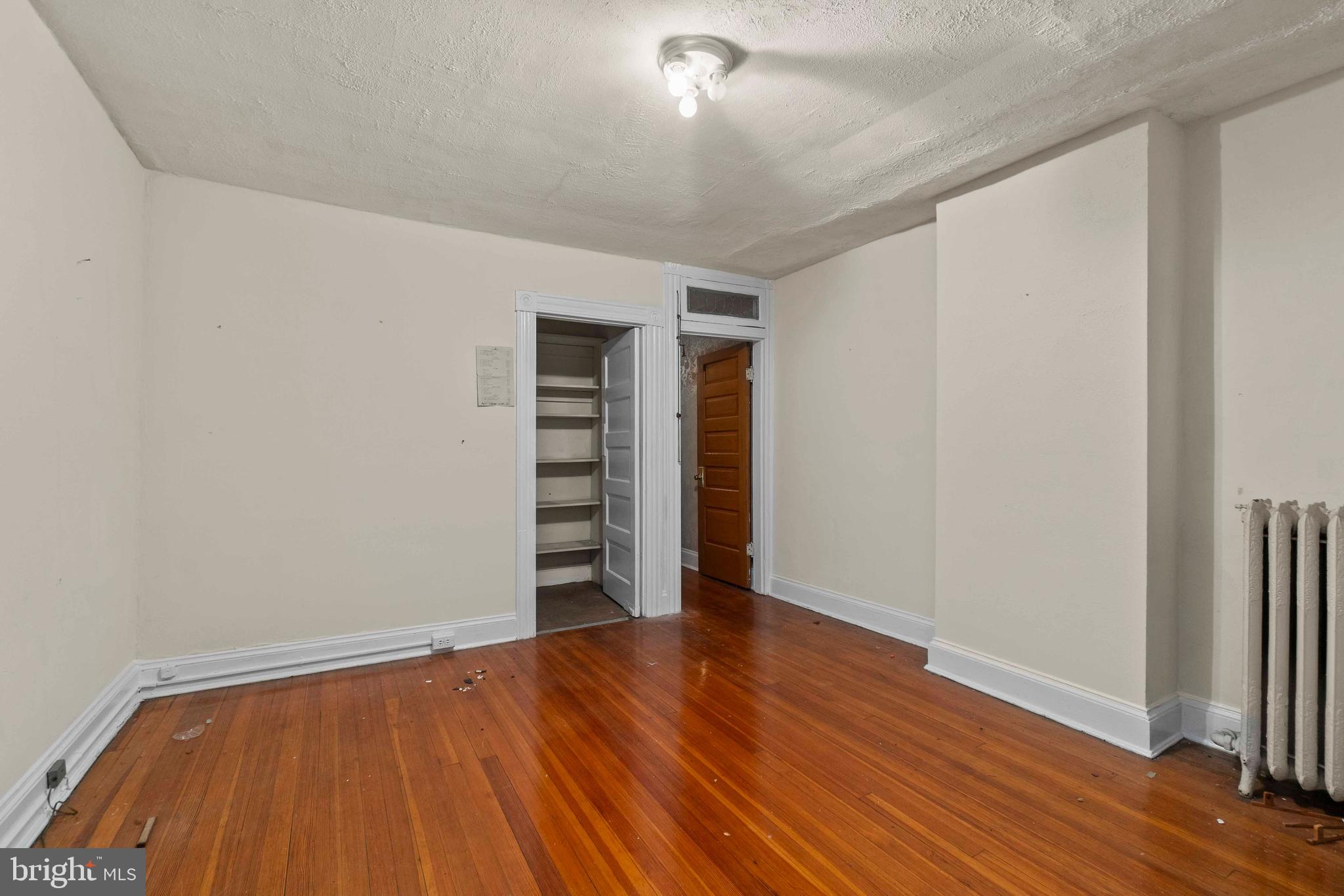 CHARLES VILLAGE - Residential