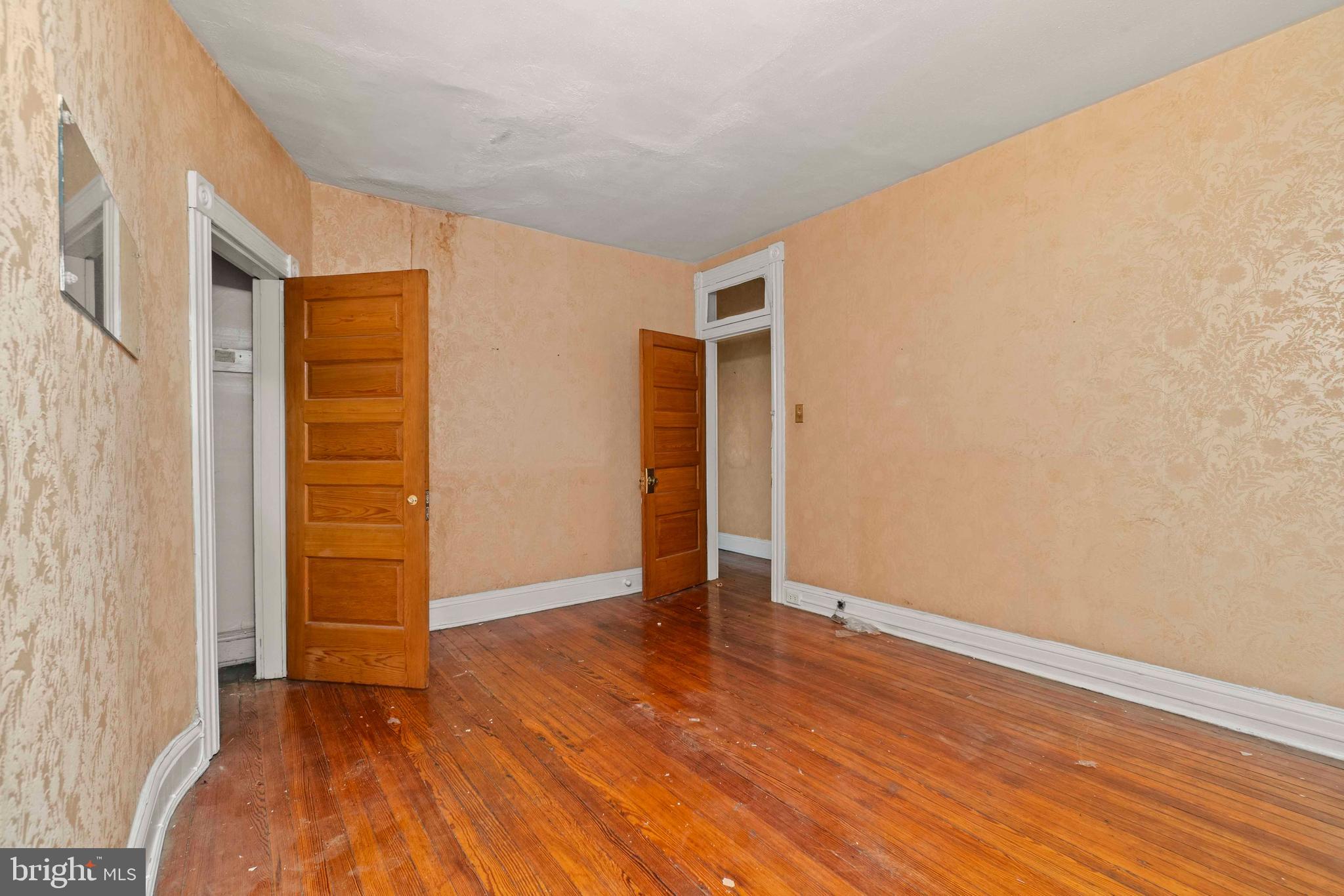 CHARLES VILLAGE - Residential