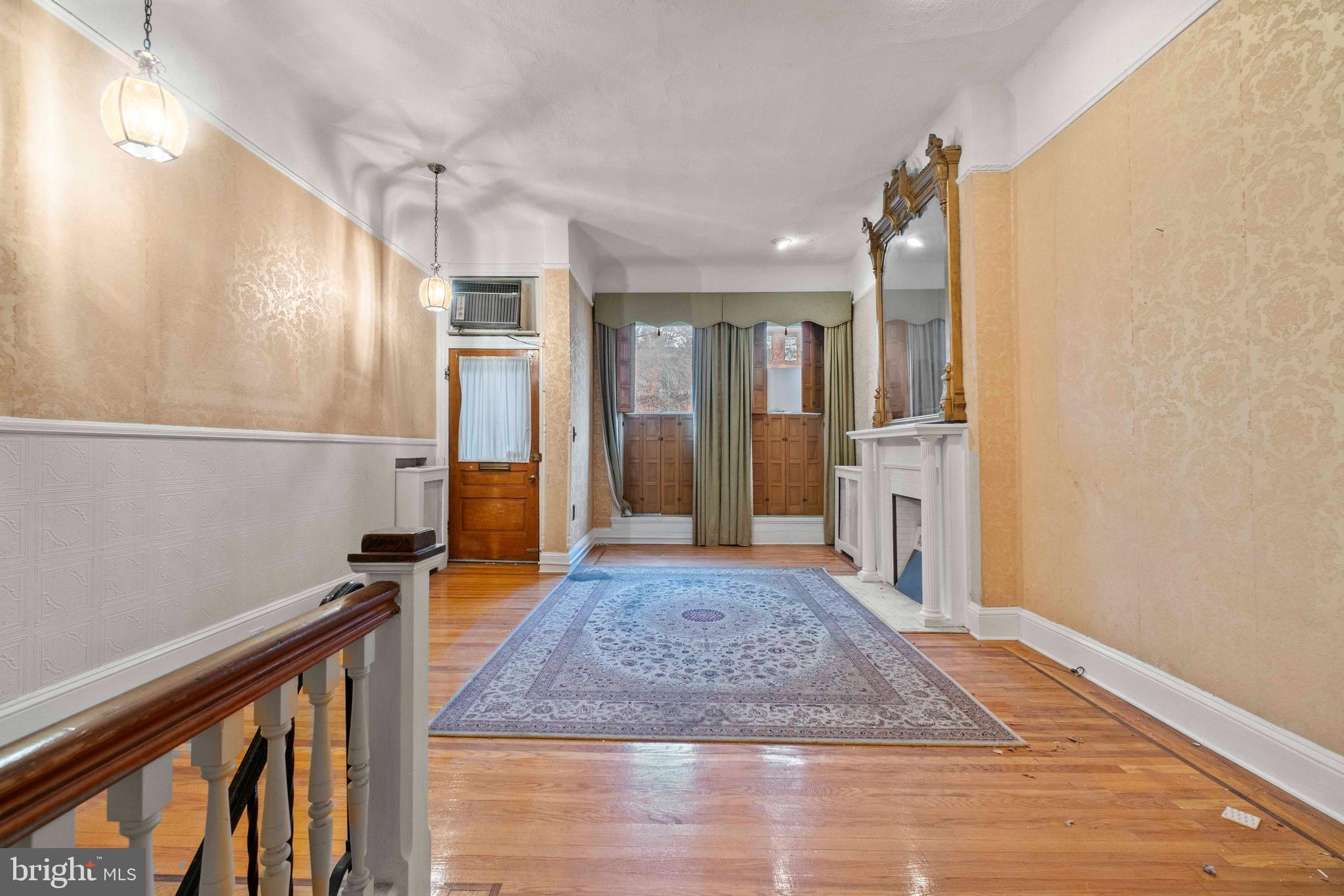 CHARLES VILLAGE - Residential