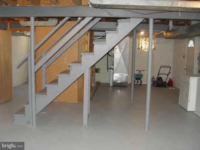 STONEWALL MANOR - Residential