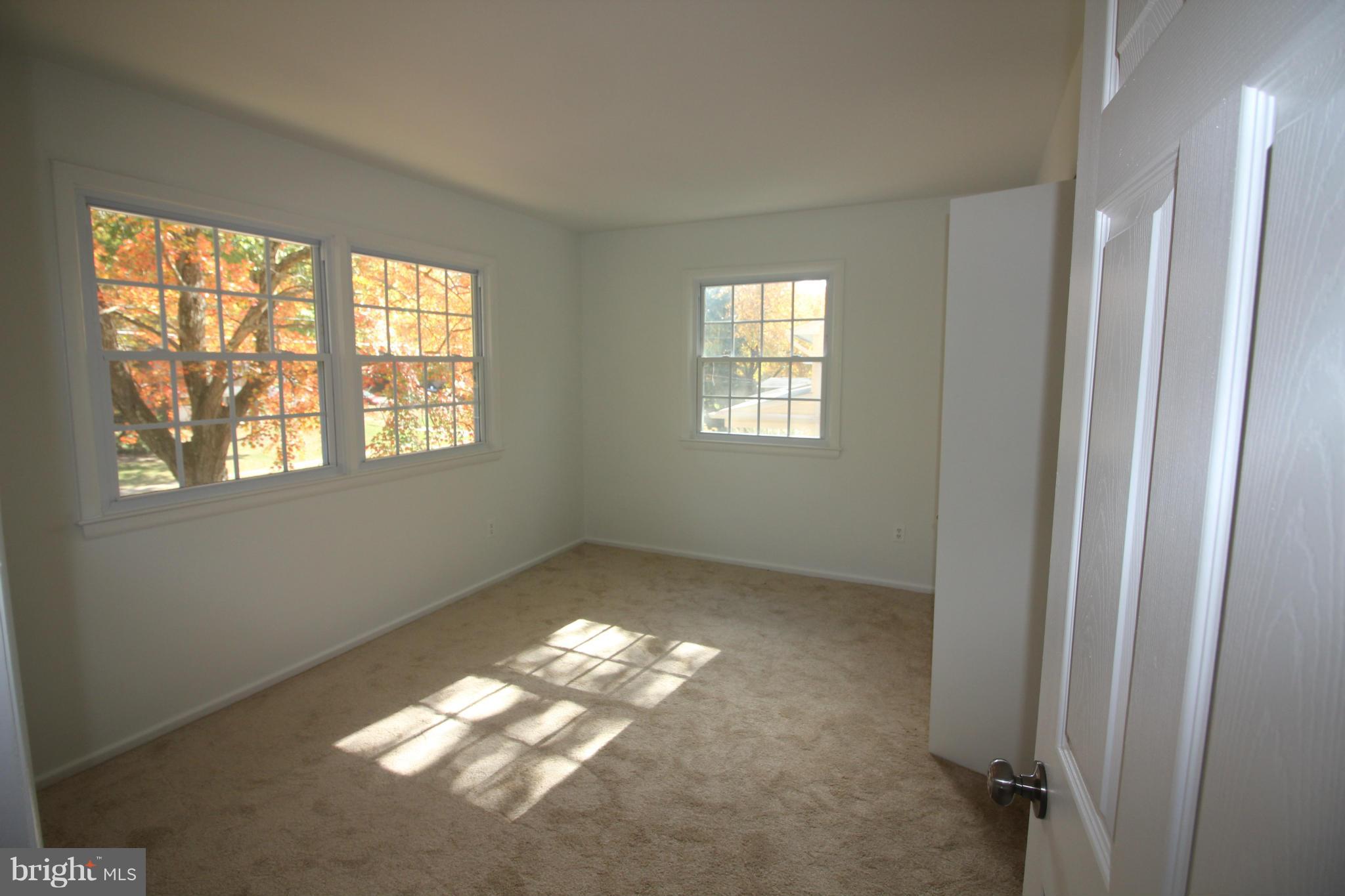 STONEWALL MANOR - Residential