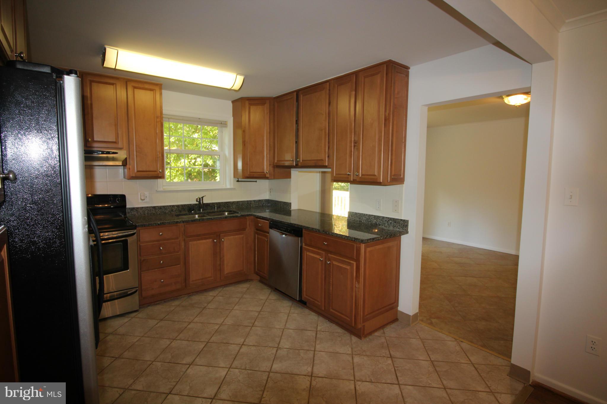 STONEWALL MANOR - Residential