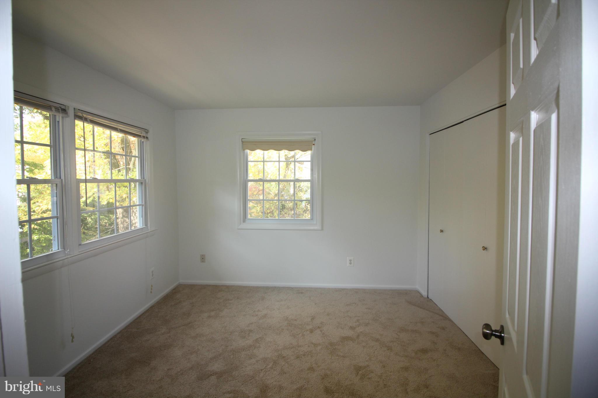 STONEWALL MANOR - Residential