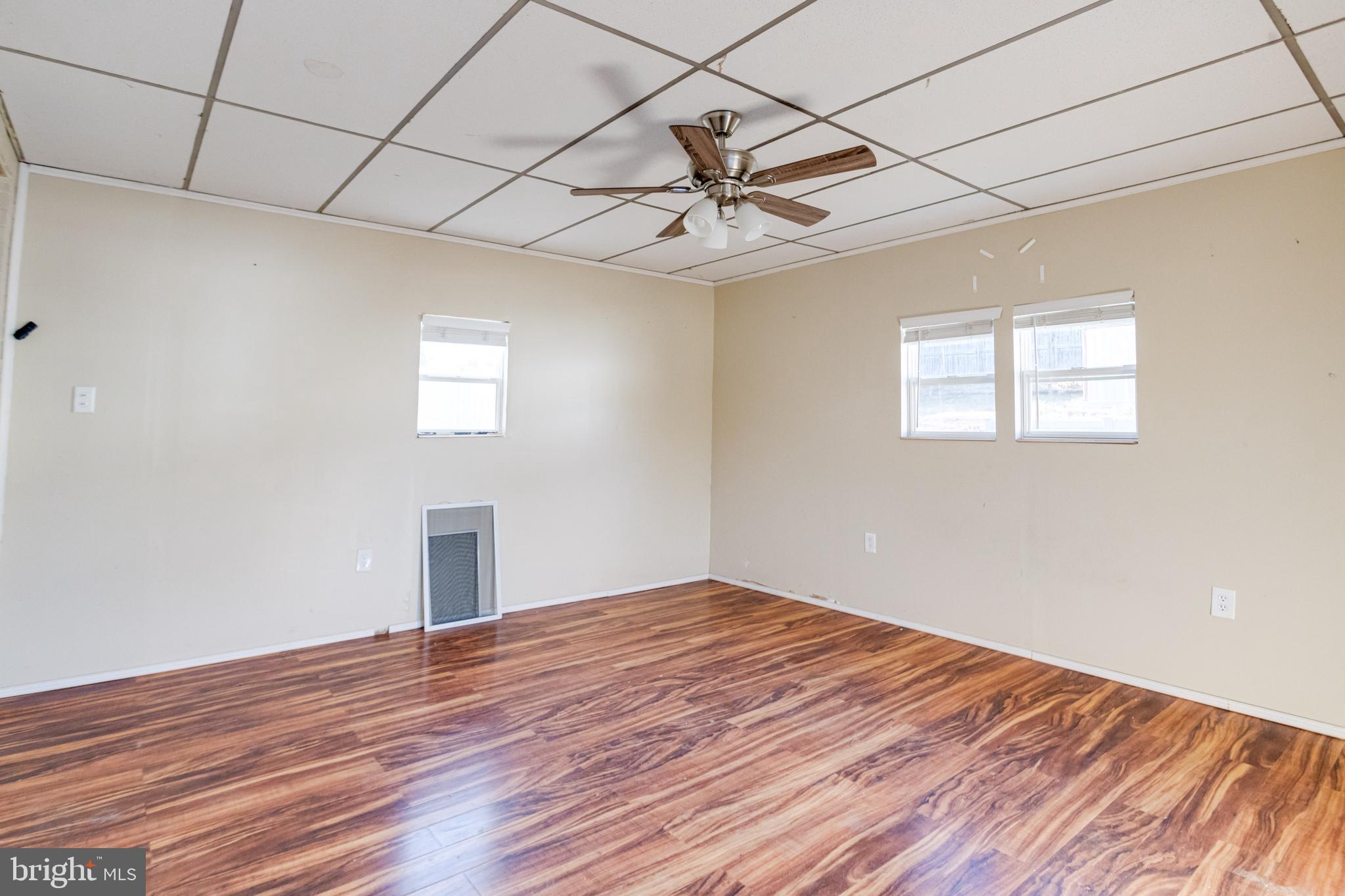 WOODLAWN HEIGHTS - Residential