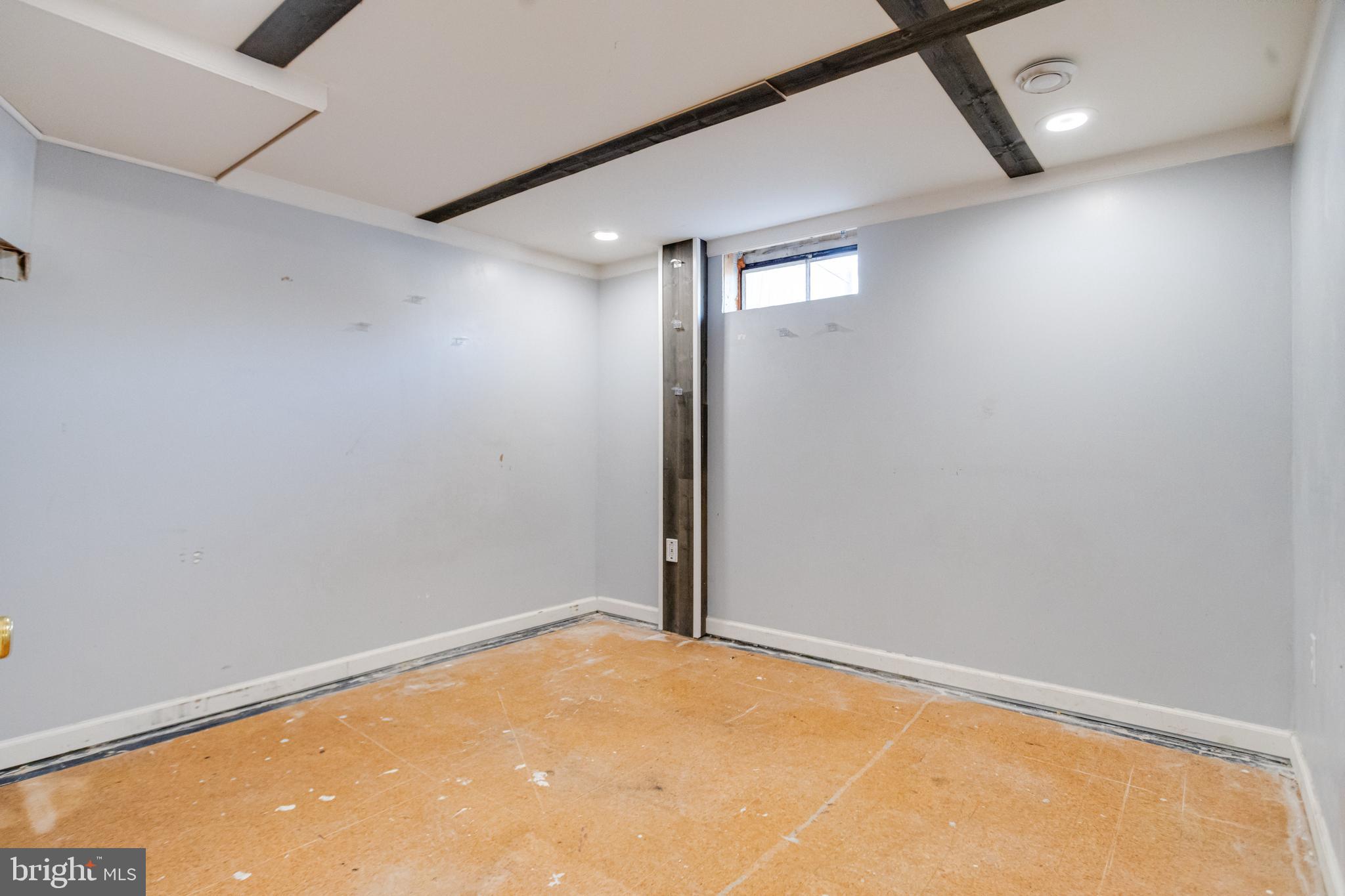 WOODLAWN HEIGHTS - Residential