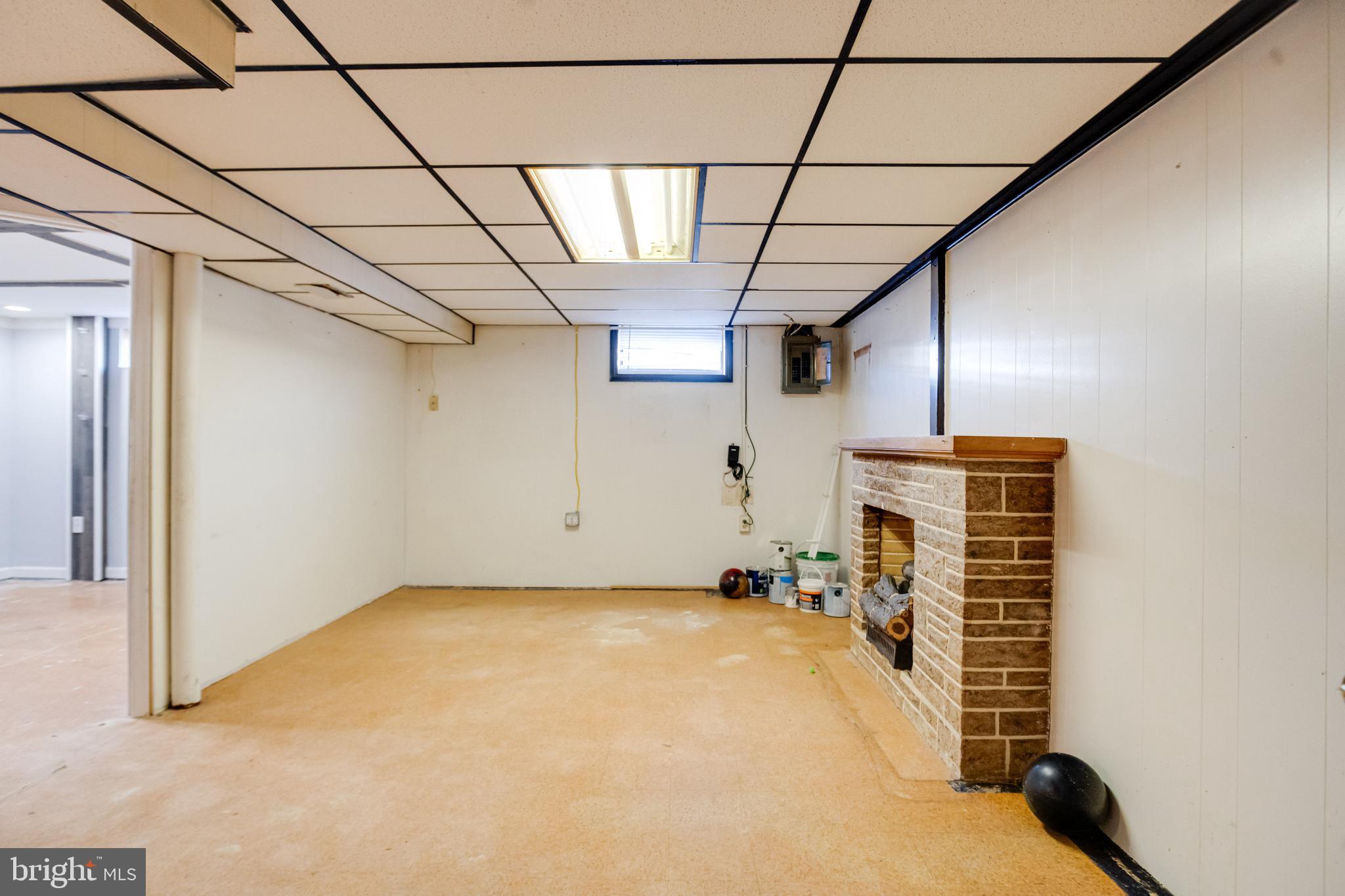 WOODLAWN HEIGHTS - Residential