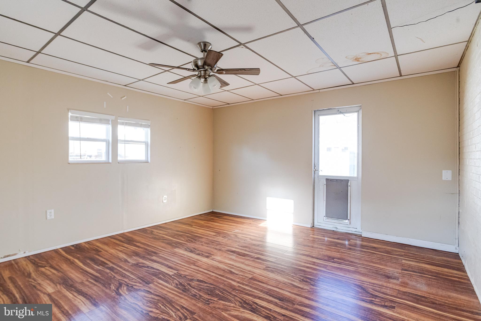 WOODLAWN HEIGHTS - Residential