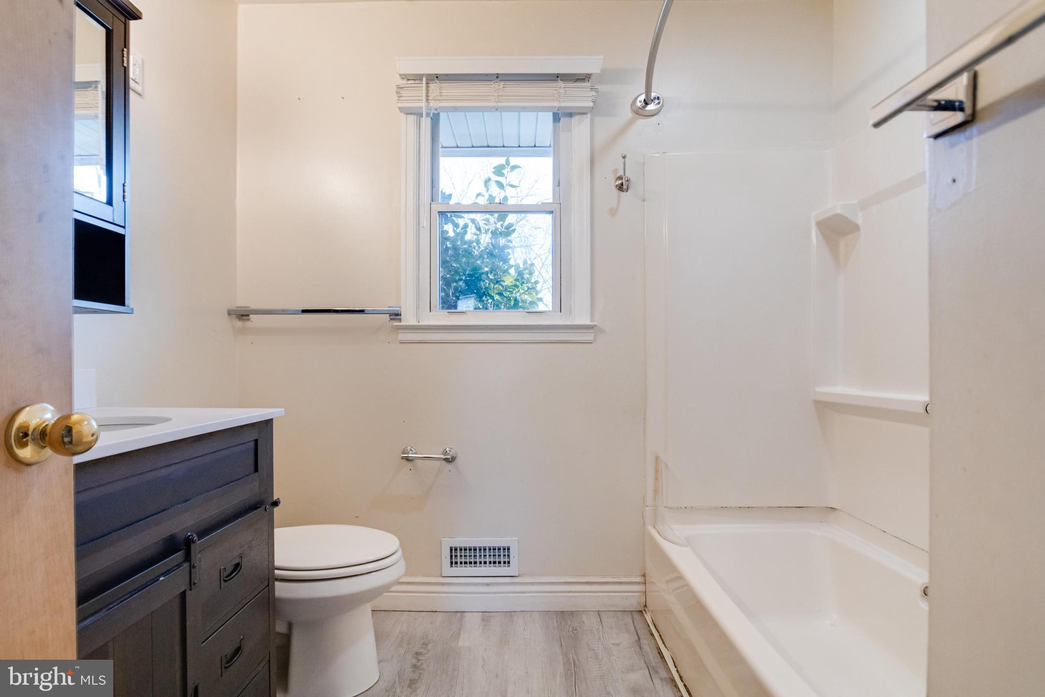 WOODLAWN HEIGHTS - Residential