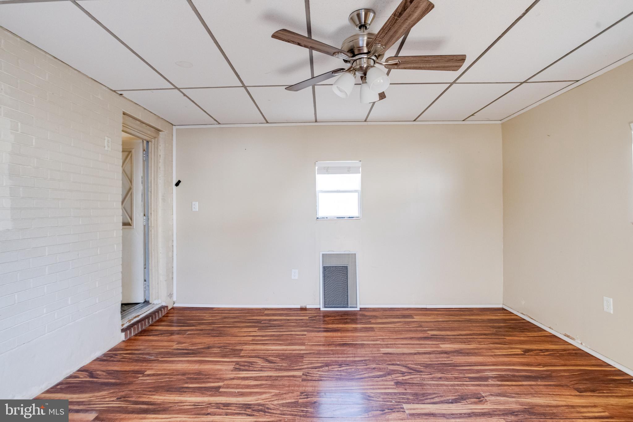 WOODLAWN HEIGHTS - Residential