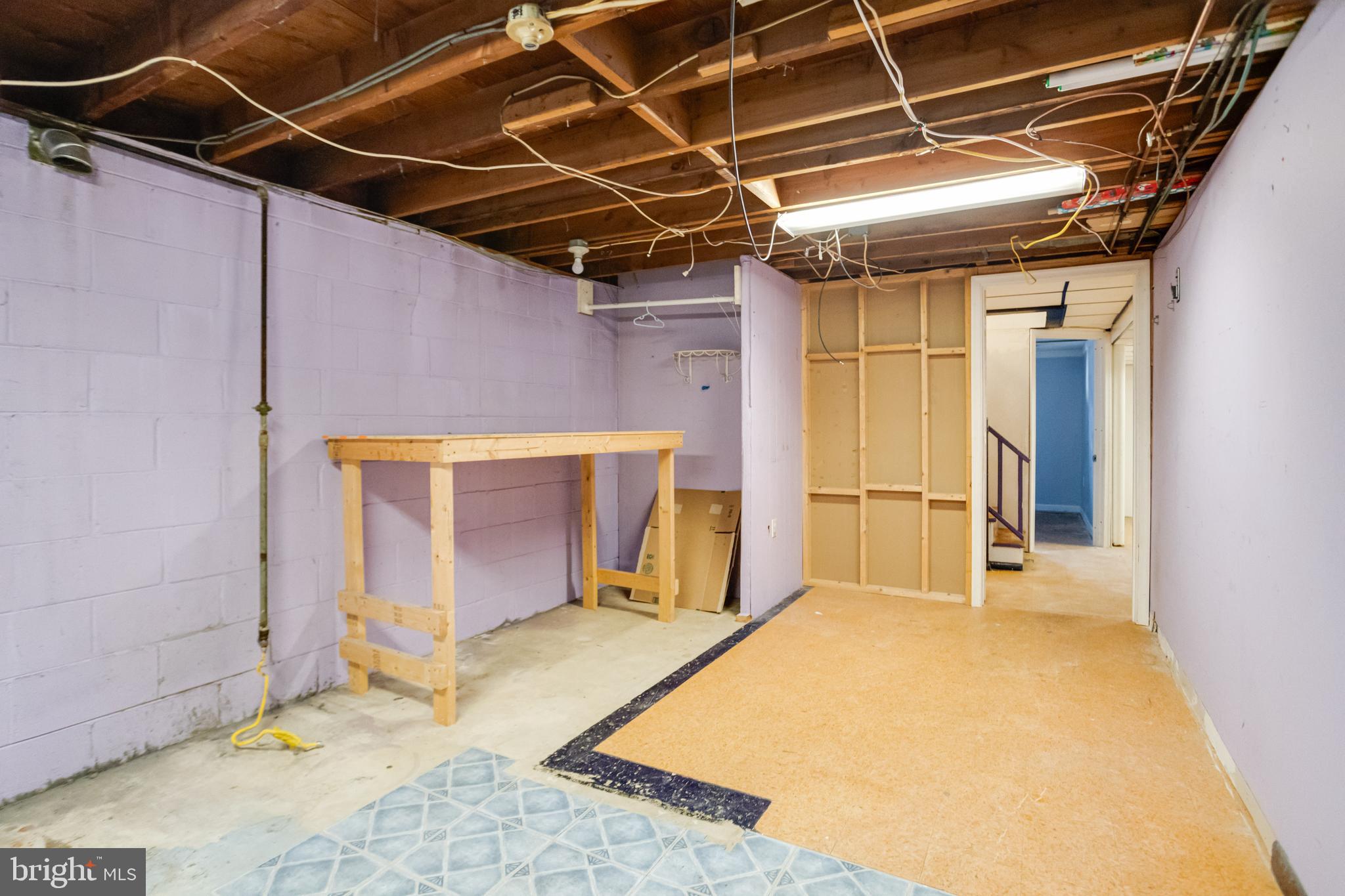 WOODLAWN HEIGHTS - Residential