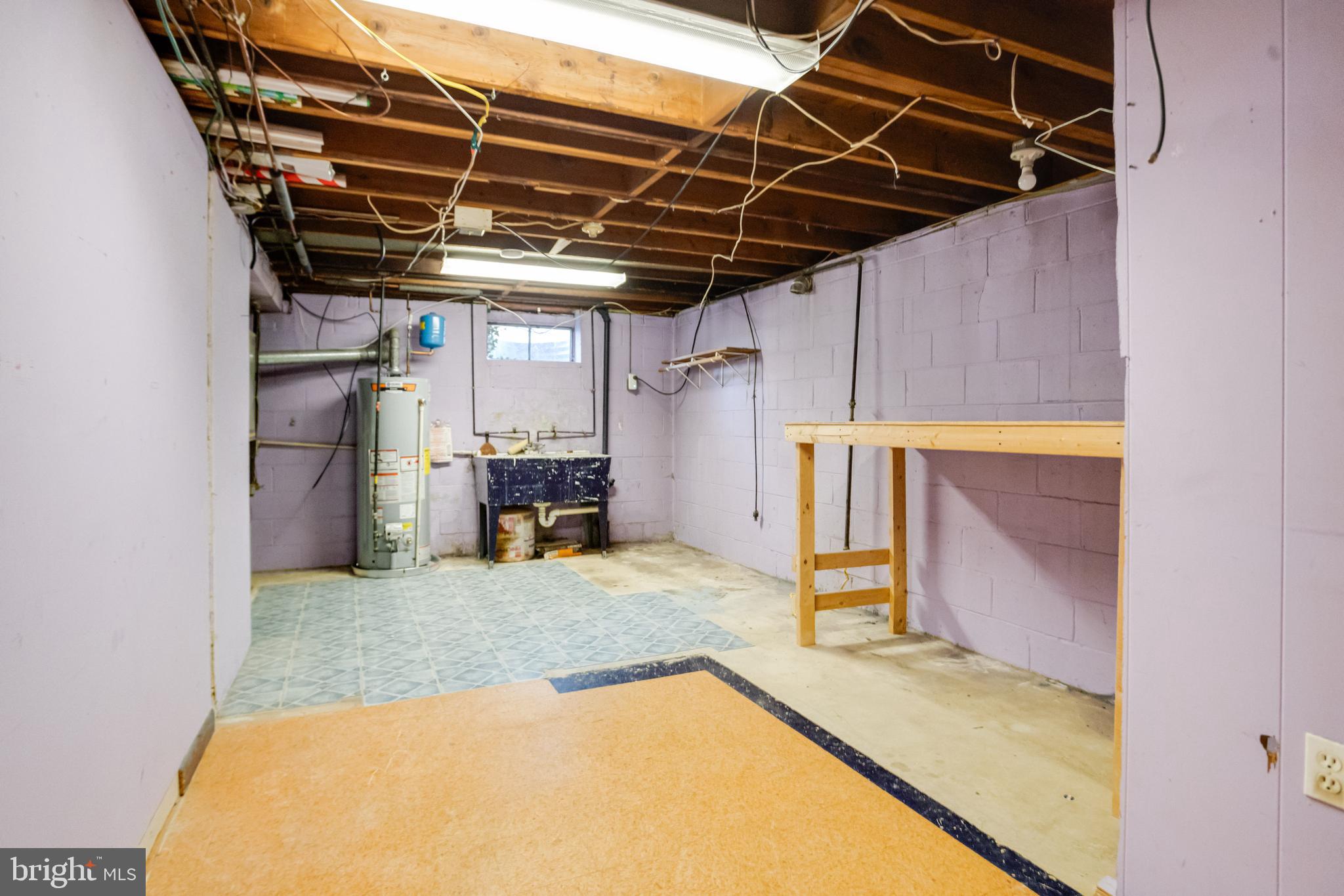 WOODLAWN HEIGHTS - Residential