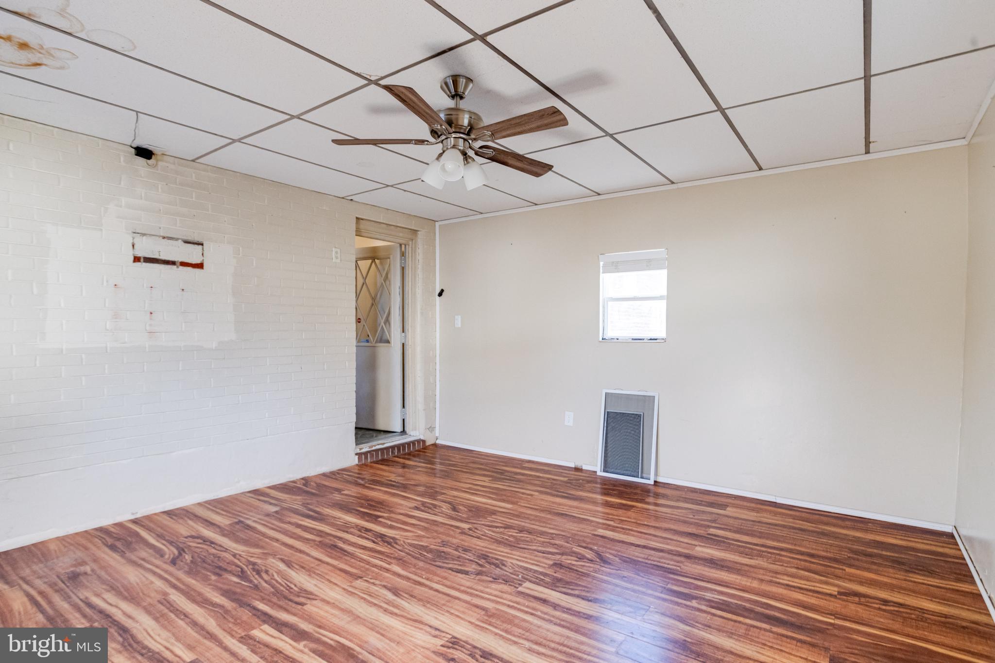 WOODLAWN HEIGHTS - Residential