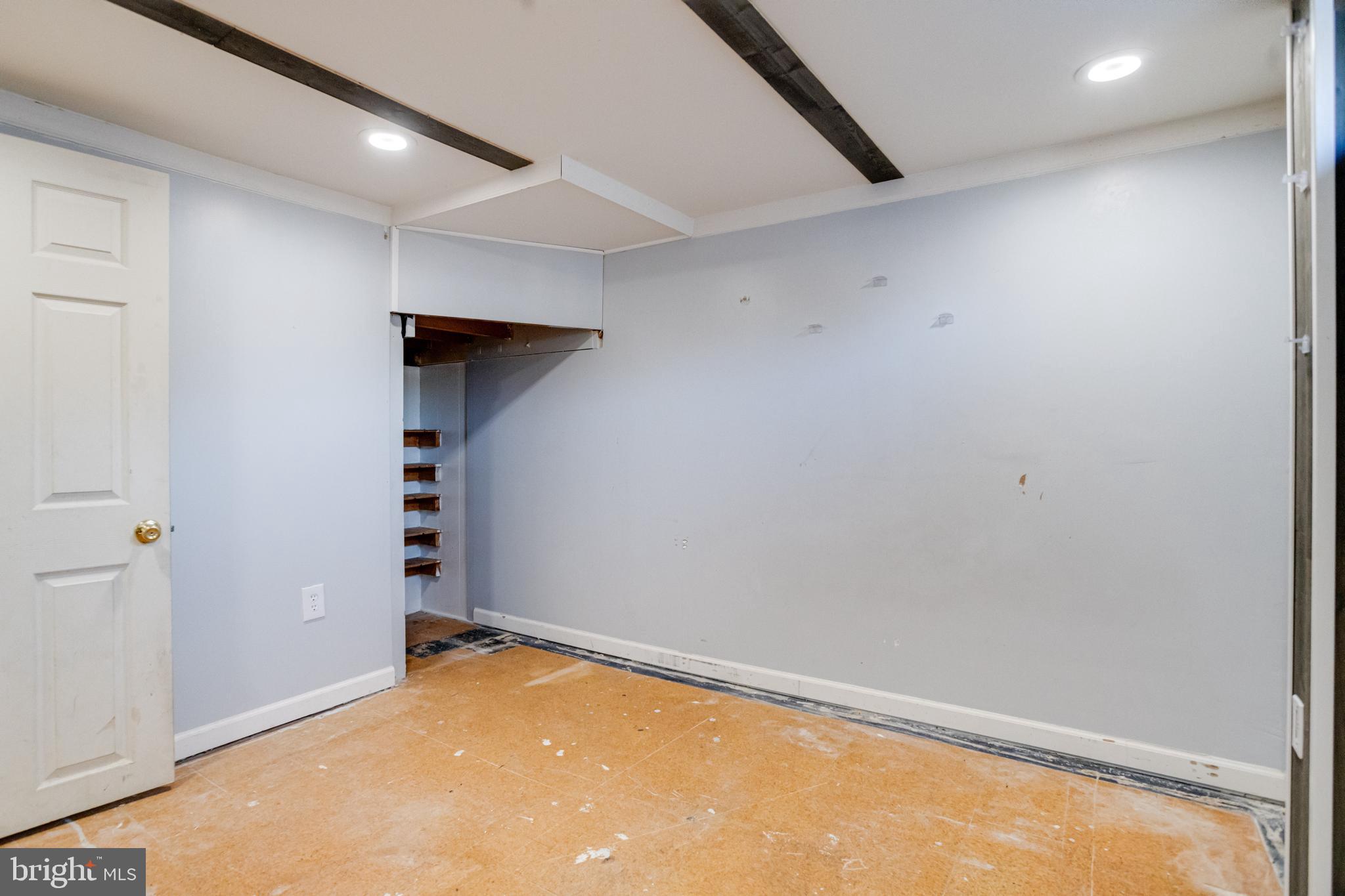 WOODLAWN HEIGHTS - Residential