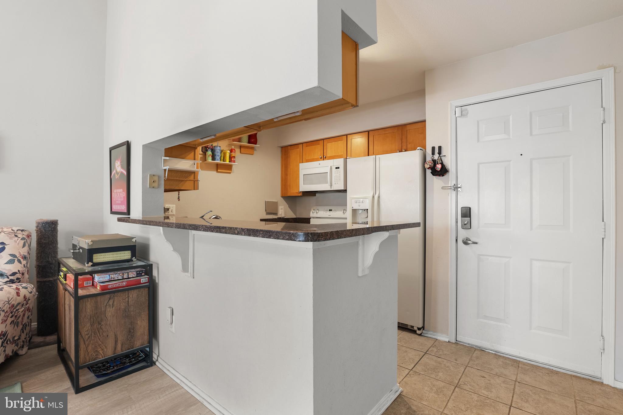 POINTE AT PARK CENTER - Residential Lease