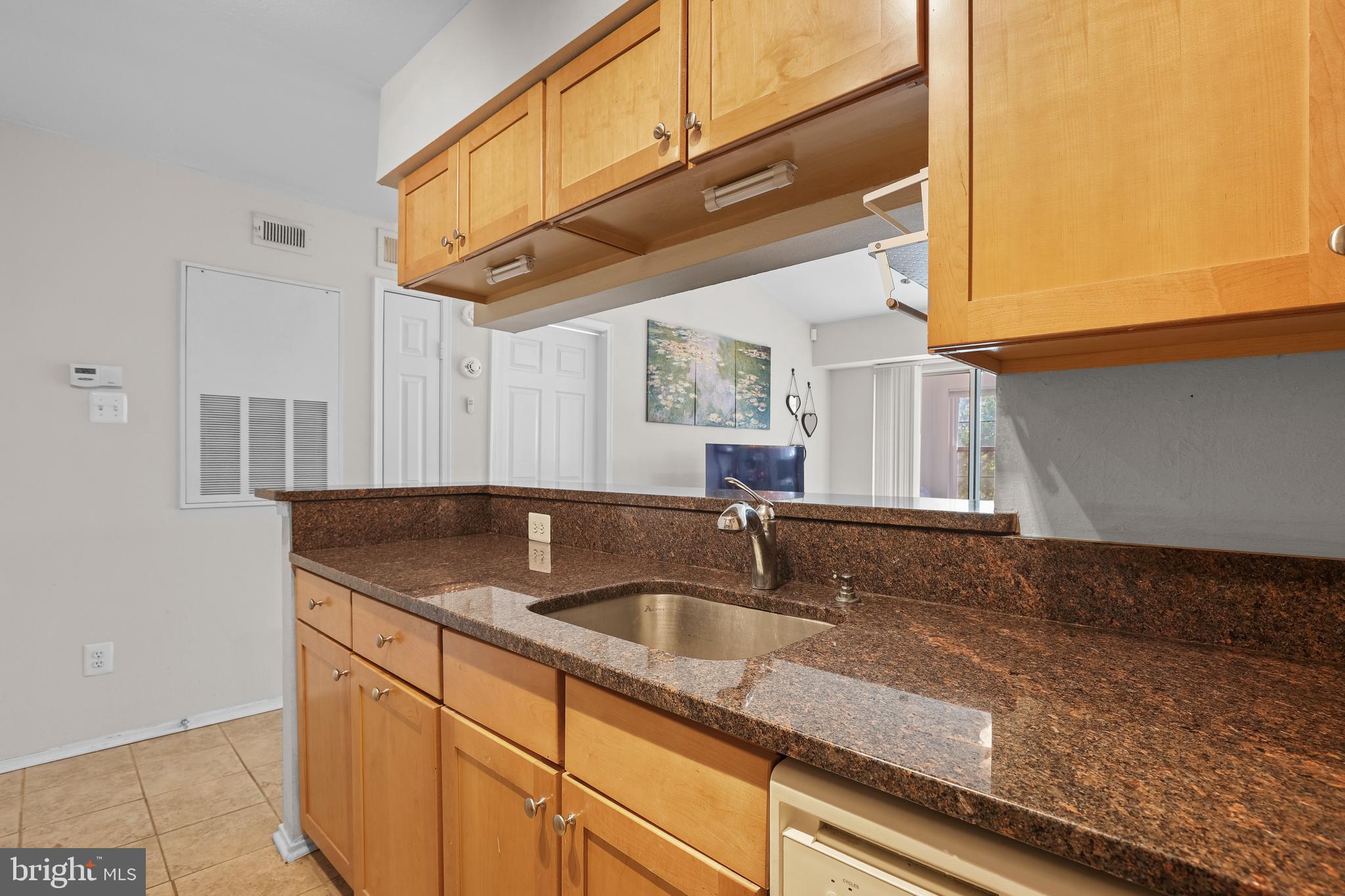 POINTE AT PARK CENTER - Residential Lease