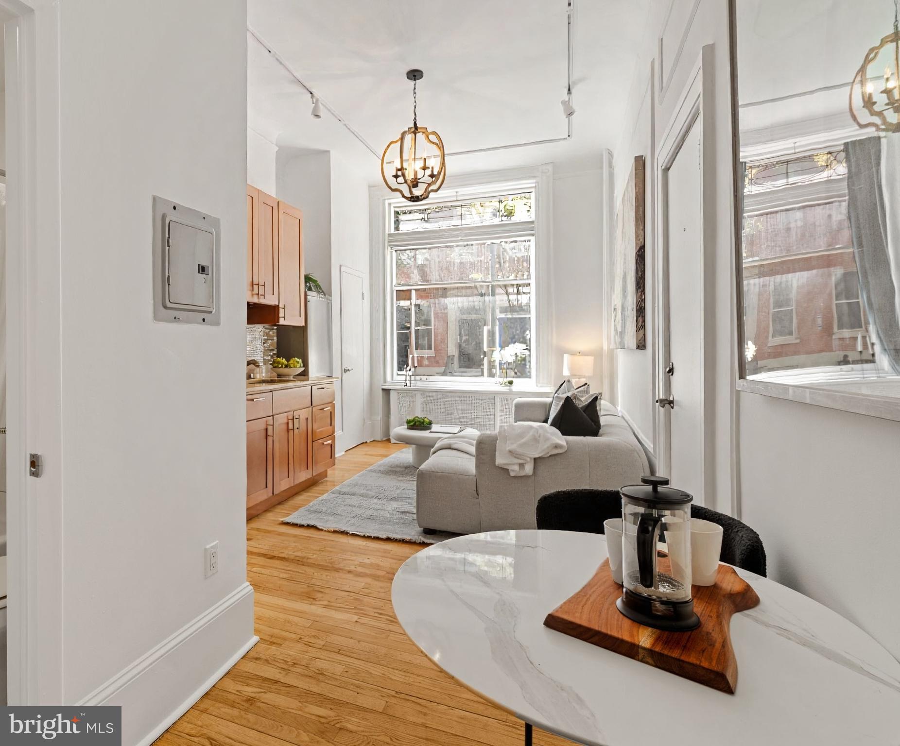 WASHINGTON SQ WEST - Residential