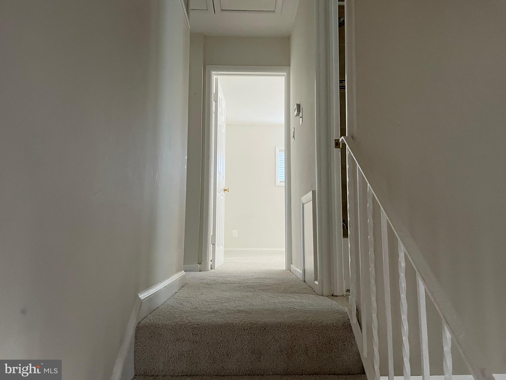 MCLEAN MANOR - Residential Lease