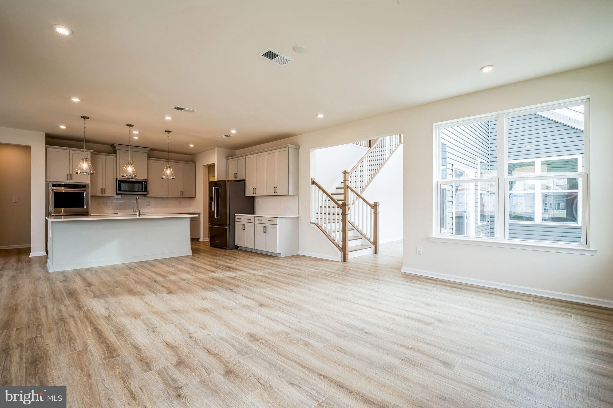 35290 WILD GOOSE LANDING