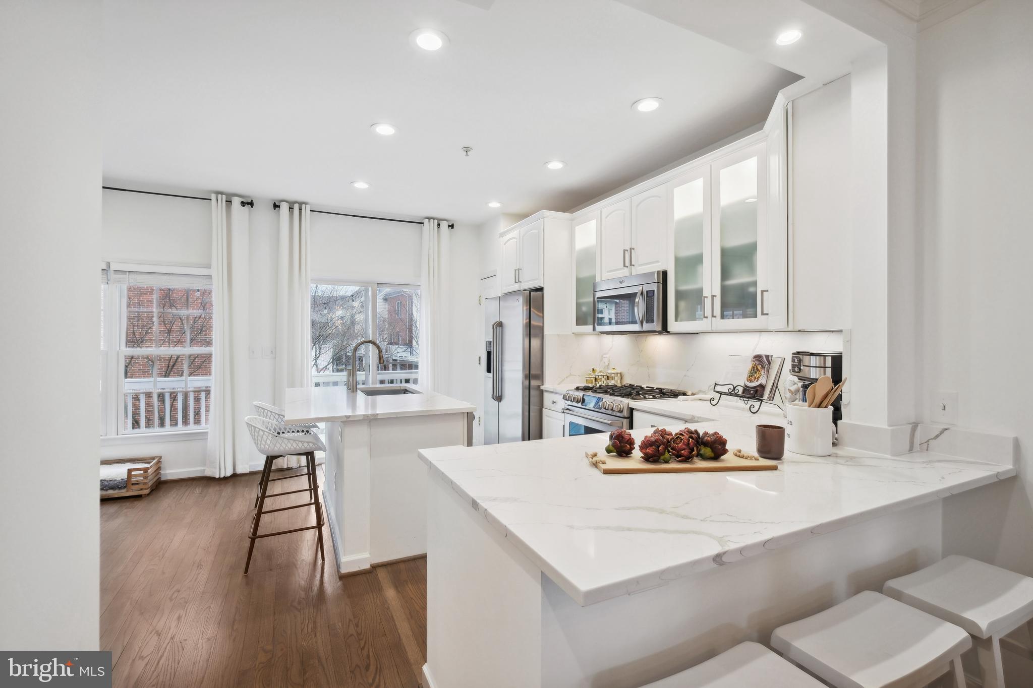 FALLSGROVE - Residential