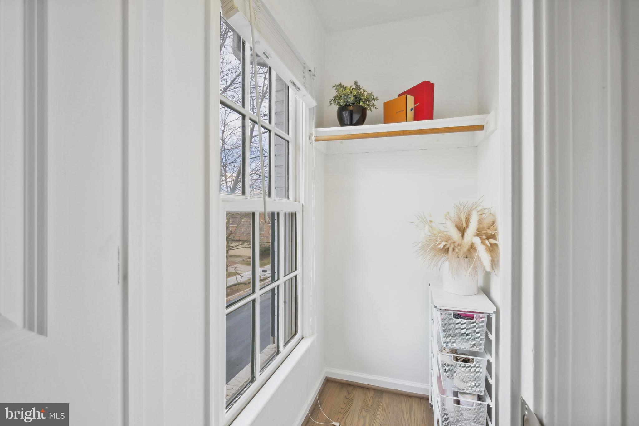 FALLSGROVE - Residential