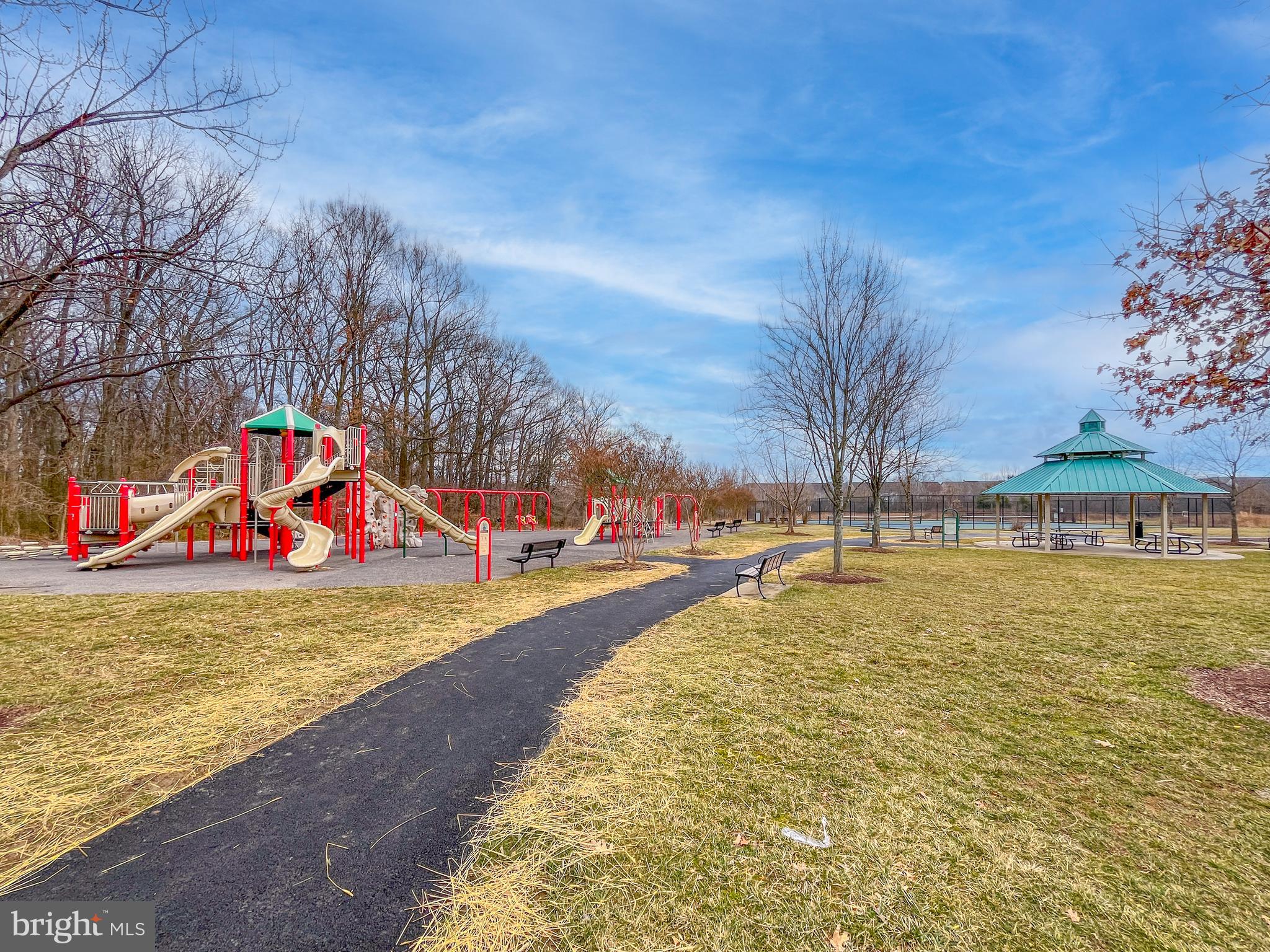 FALLSGROVE - Residential