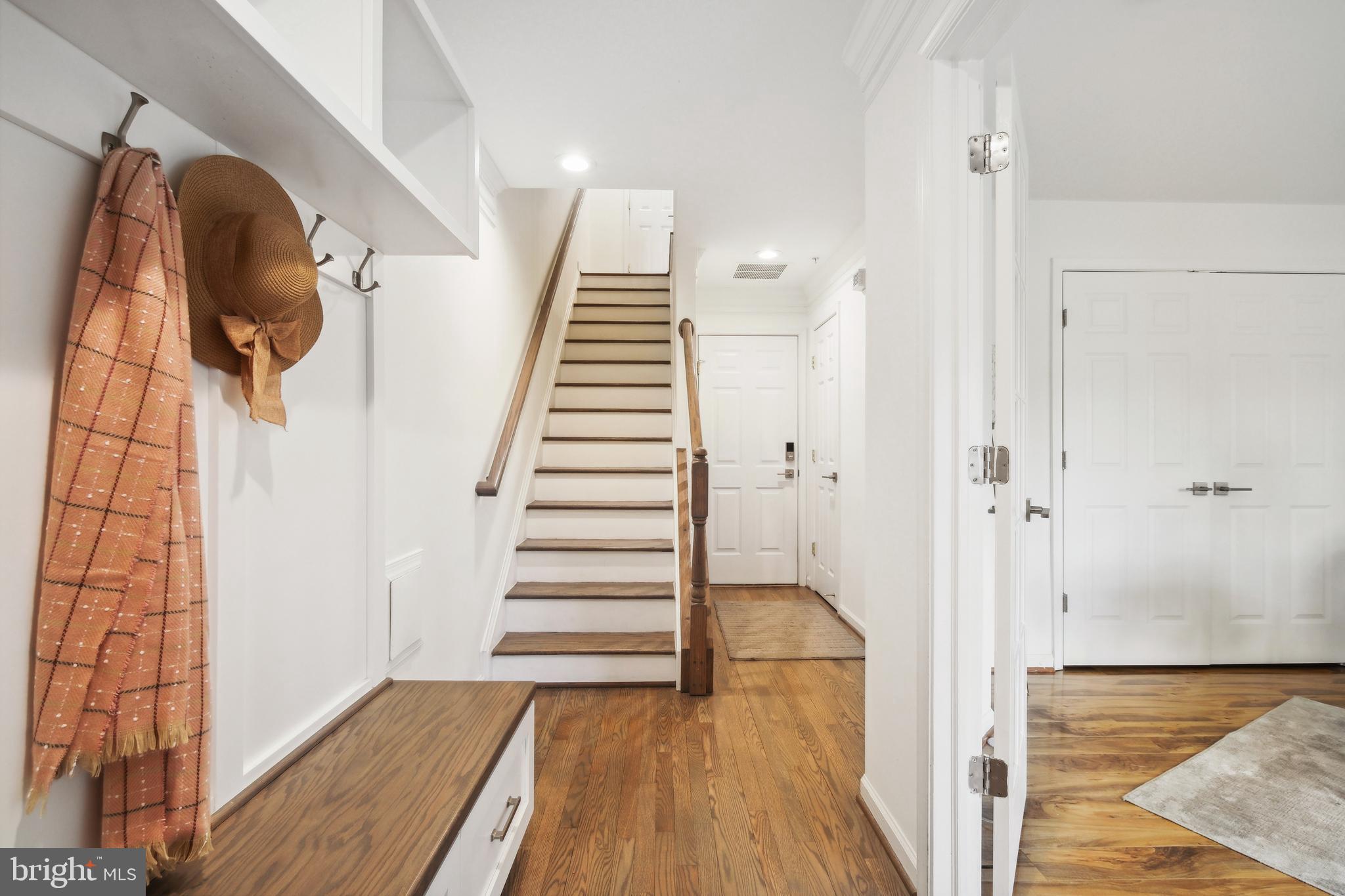 FALLSGROVE - Residential