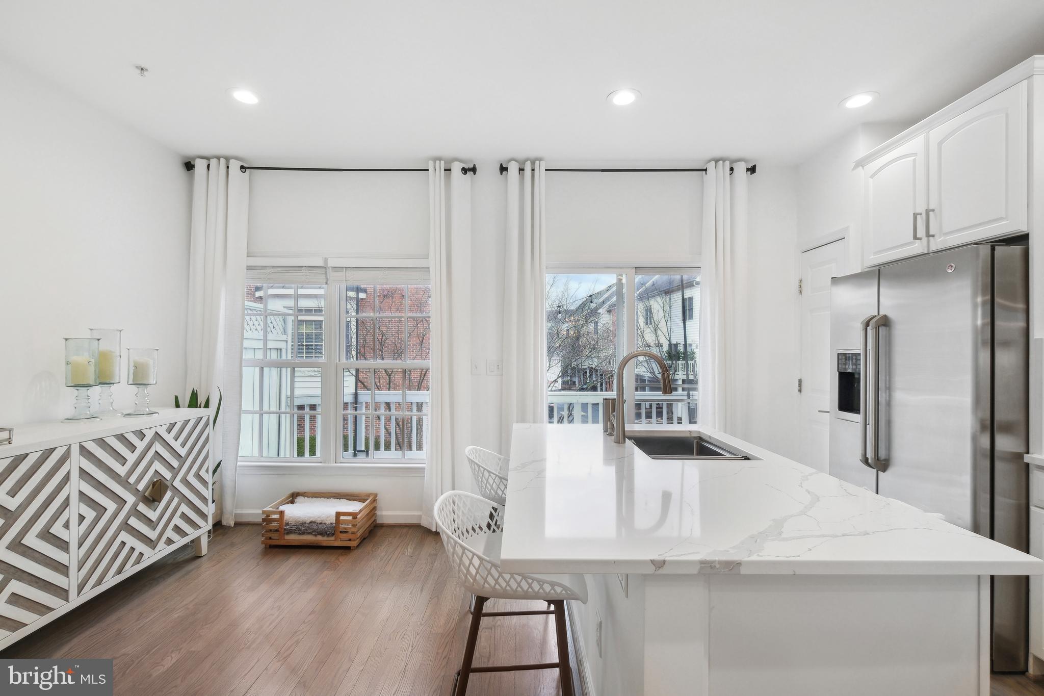 FALLSGROVE - Residential