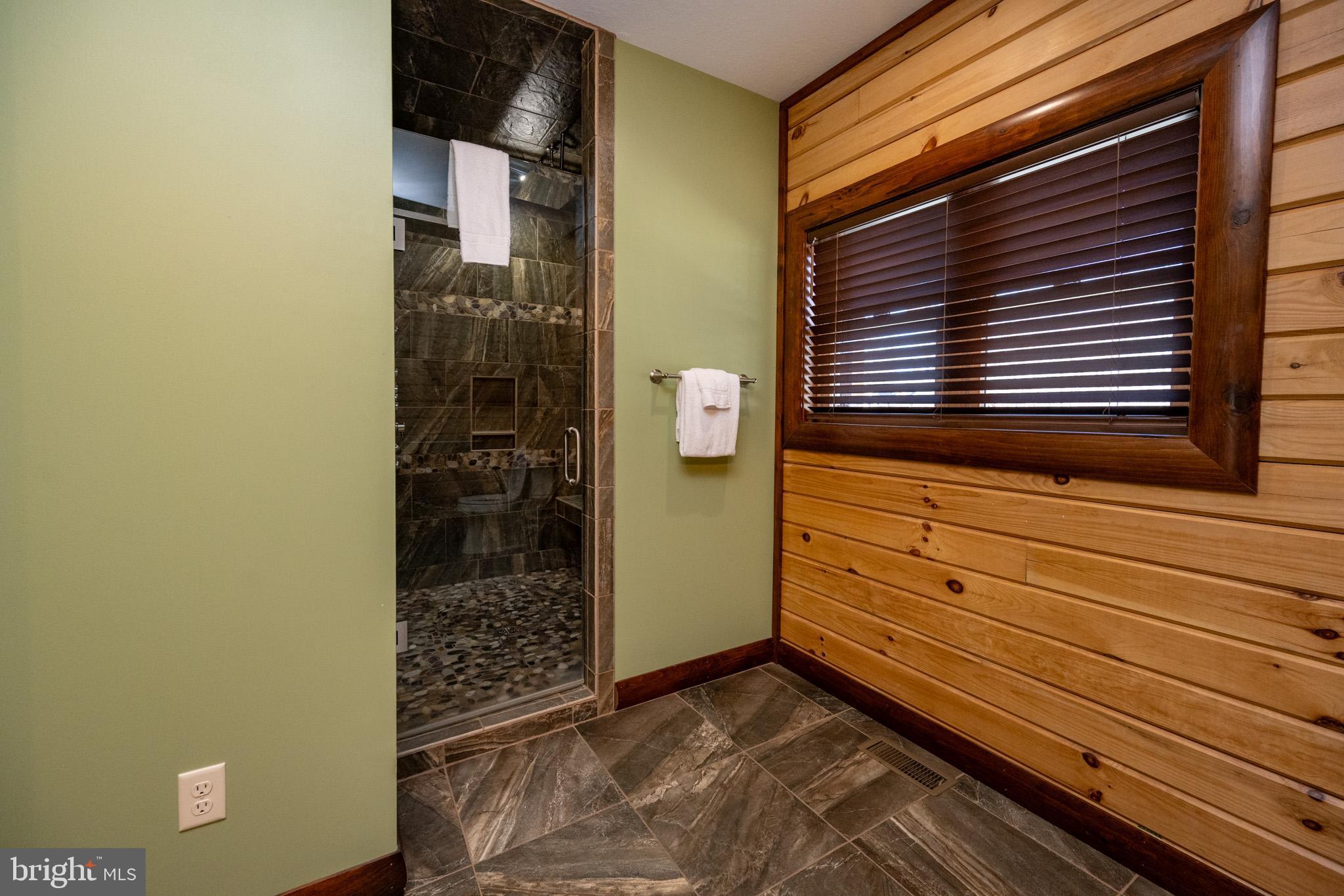 LODESTONE SUB - Residential