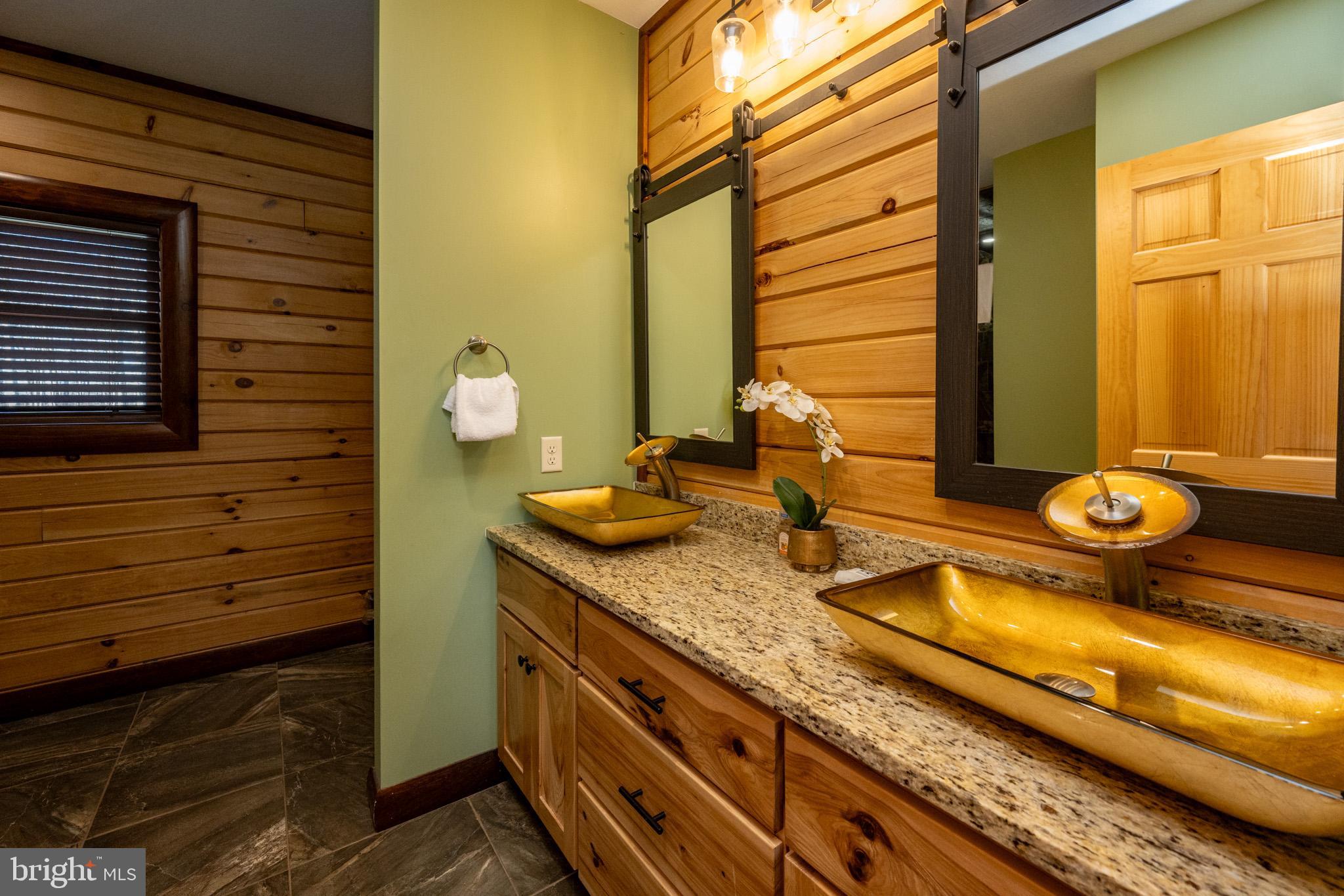 LODESTONE SUB - Residential