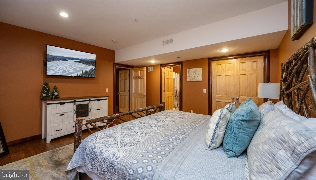 LODESTONE SUB - Residential