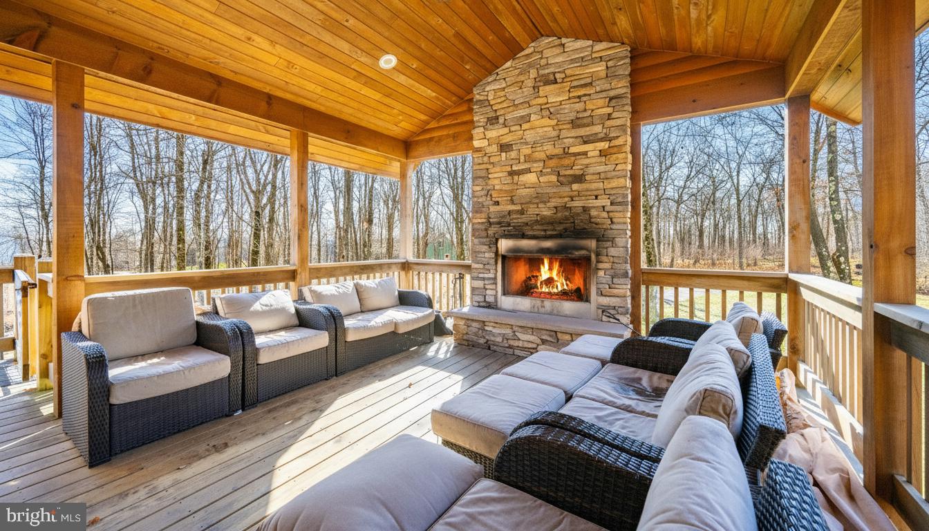 LODESTONE SUB - Residential