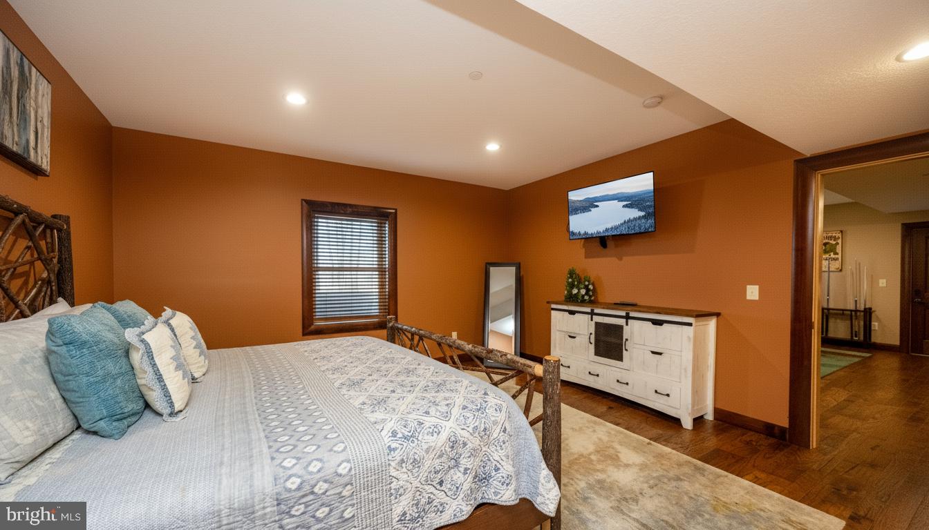 LODESTONE SUB - Residential