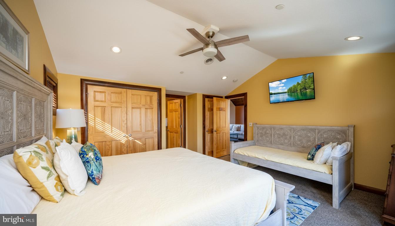 LODESTONE SUB - Residential