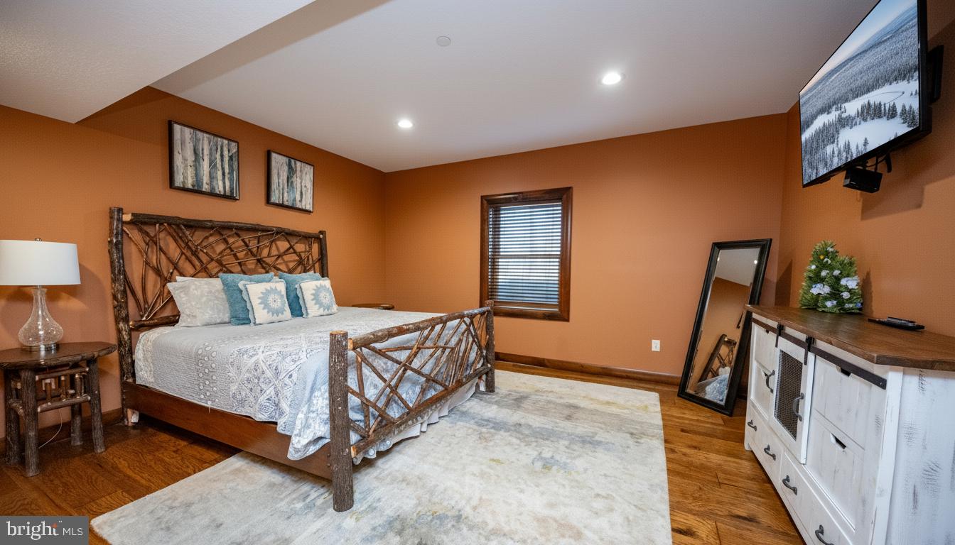 LODESTONE SUB - Residential