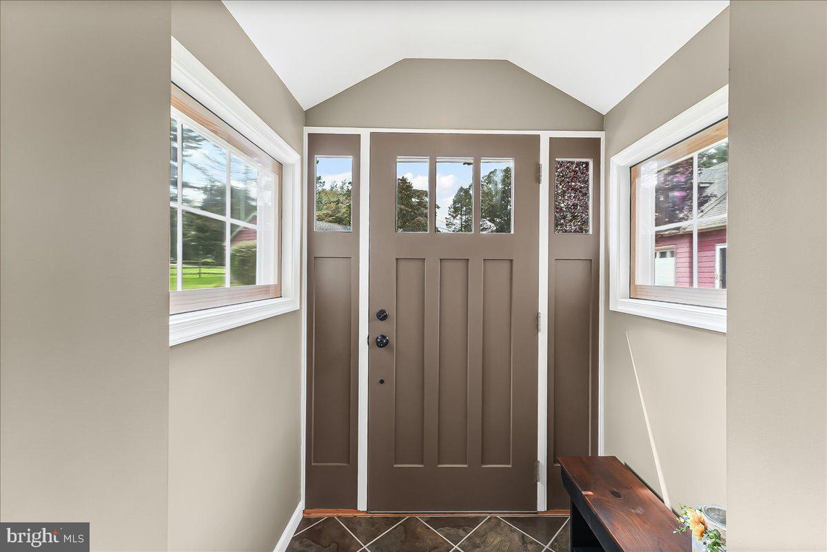 1439 MIDDLETOWN ROAD