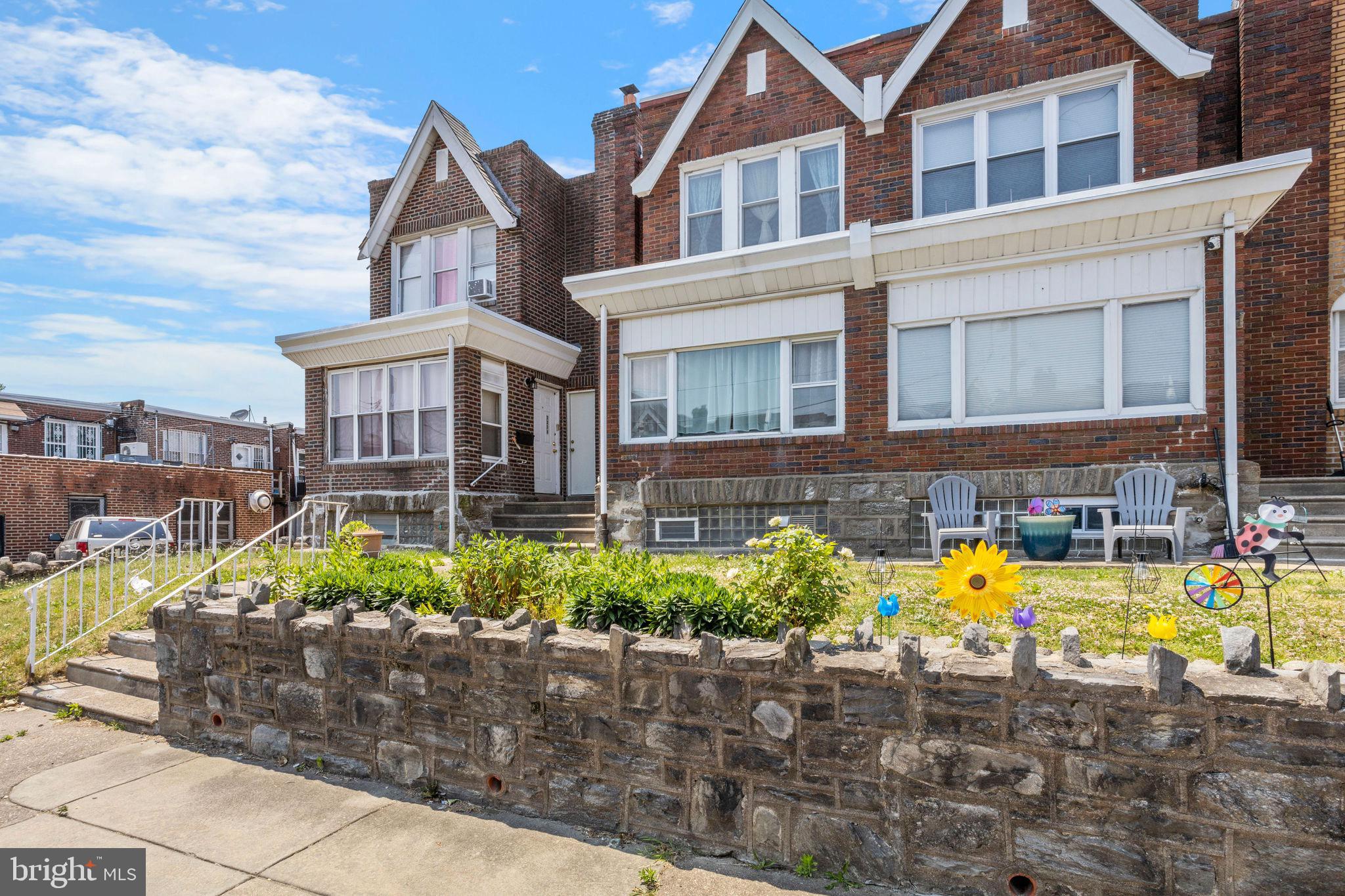 MAYFAIR (WEST) - Residential