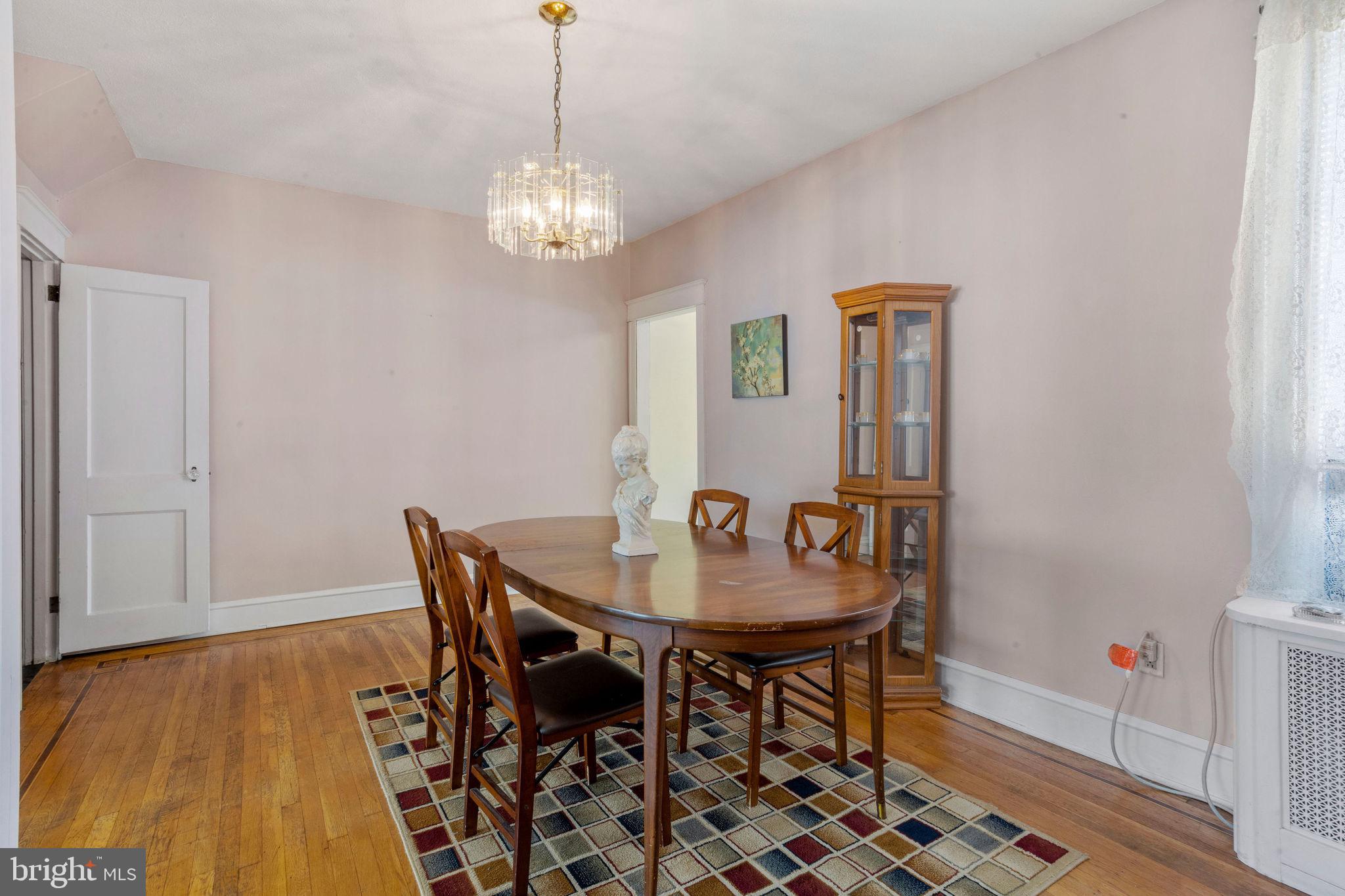 MAYFAIR (WEST) - Residential