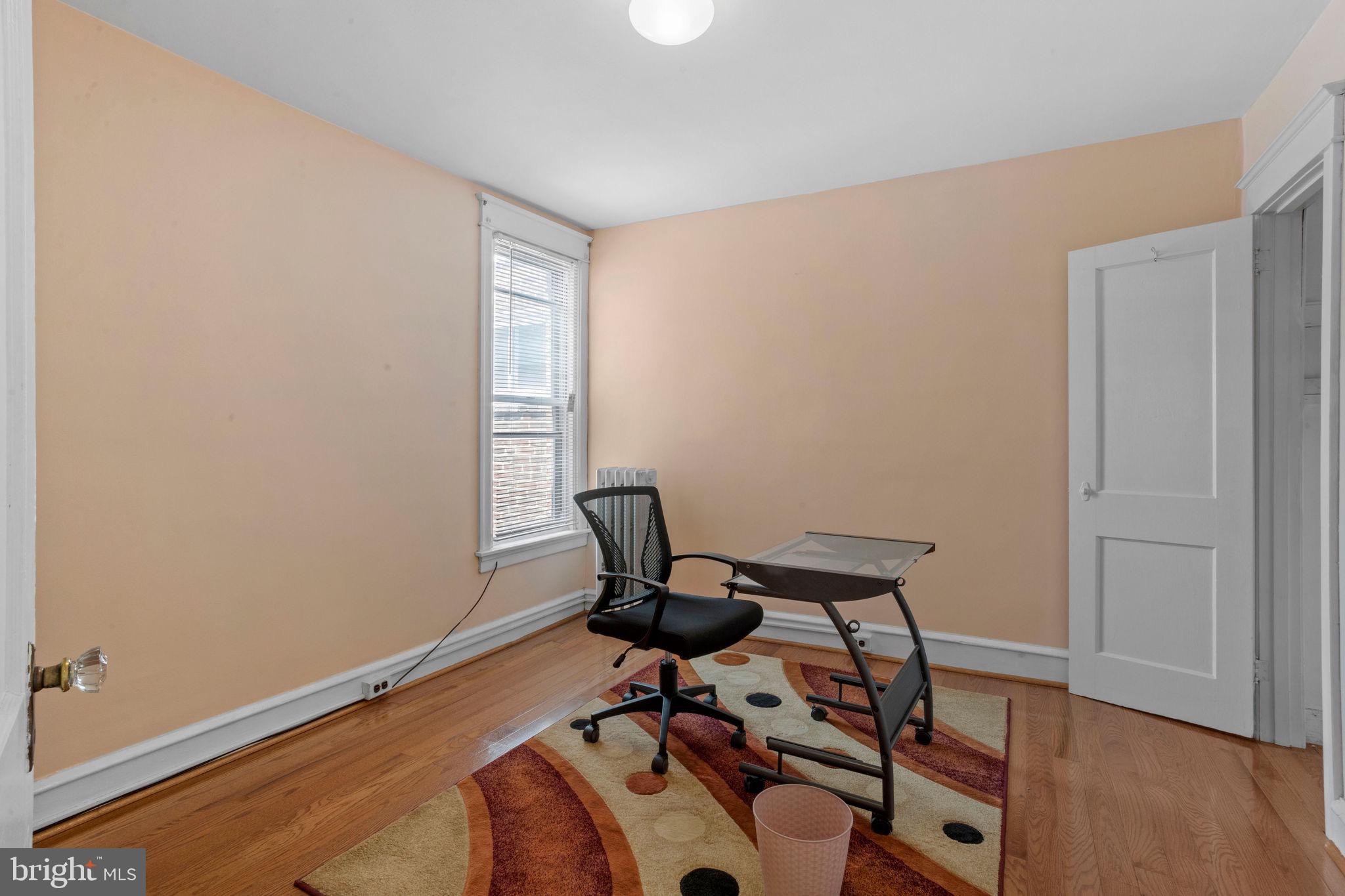 MAYFAIR (WEST) - Residential