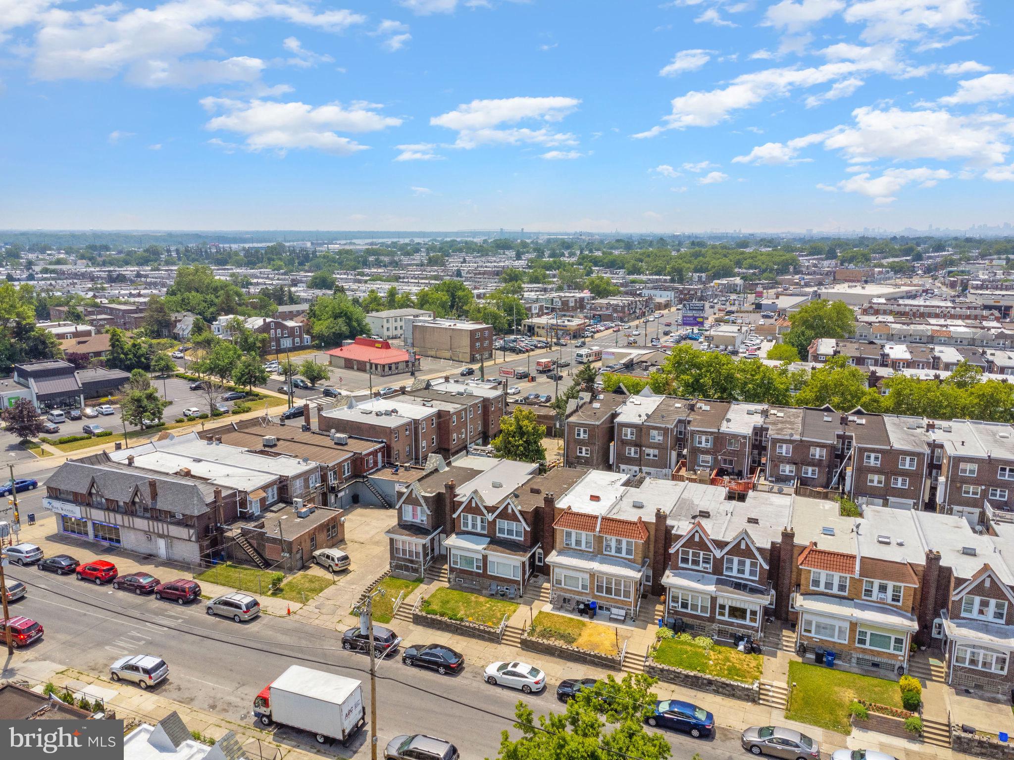 MAYFAIR (WEST) - Residential