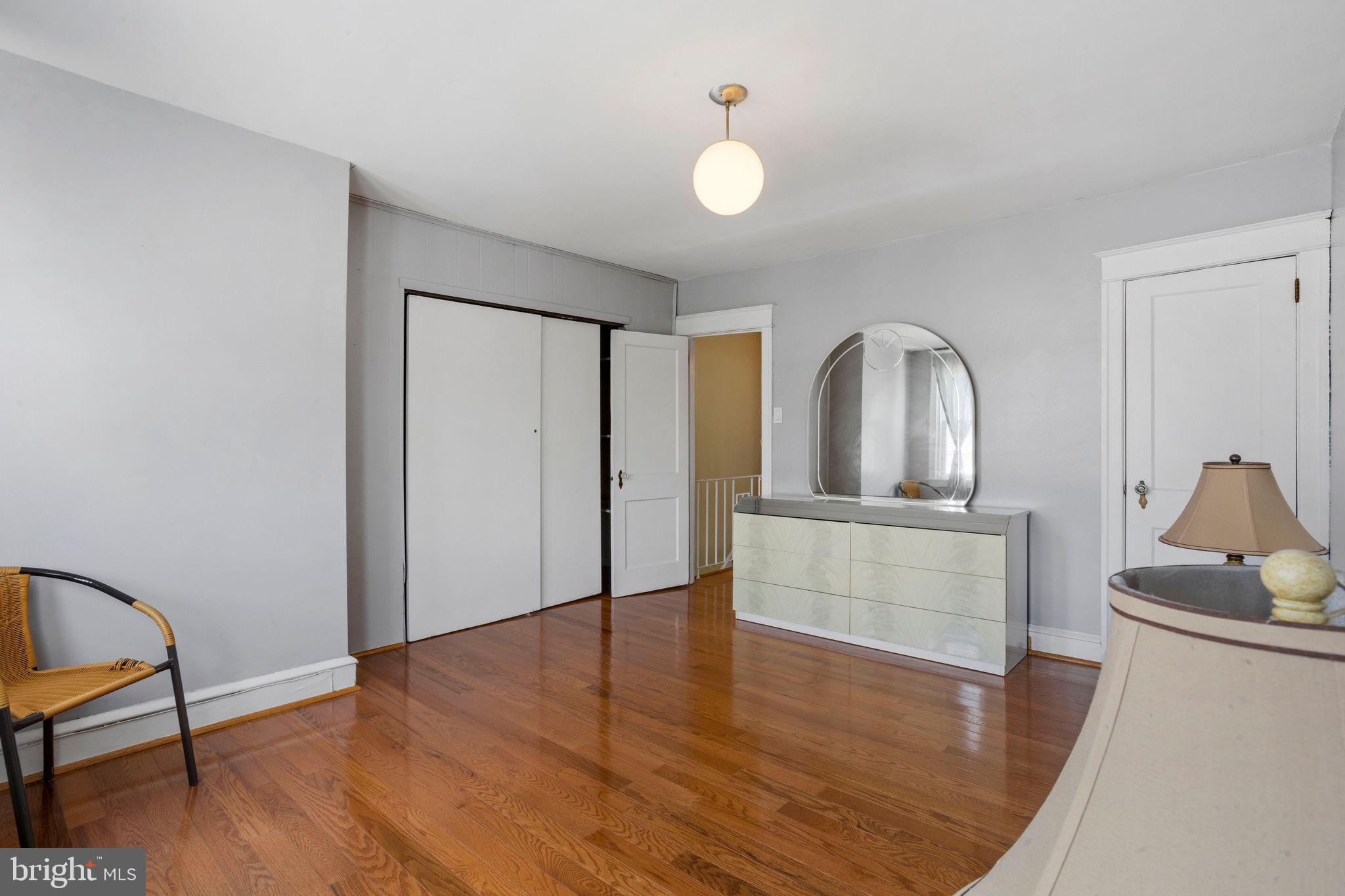 MAYFAIR (WEST) - Residential