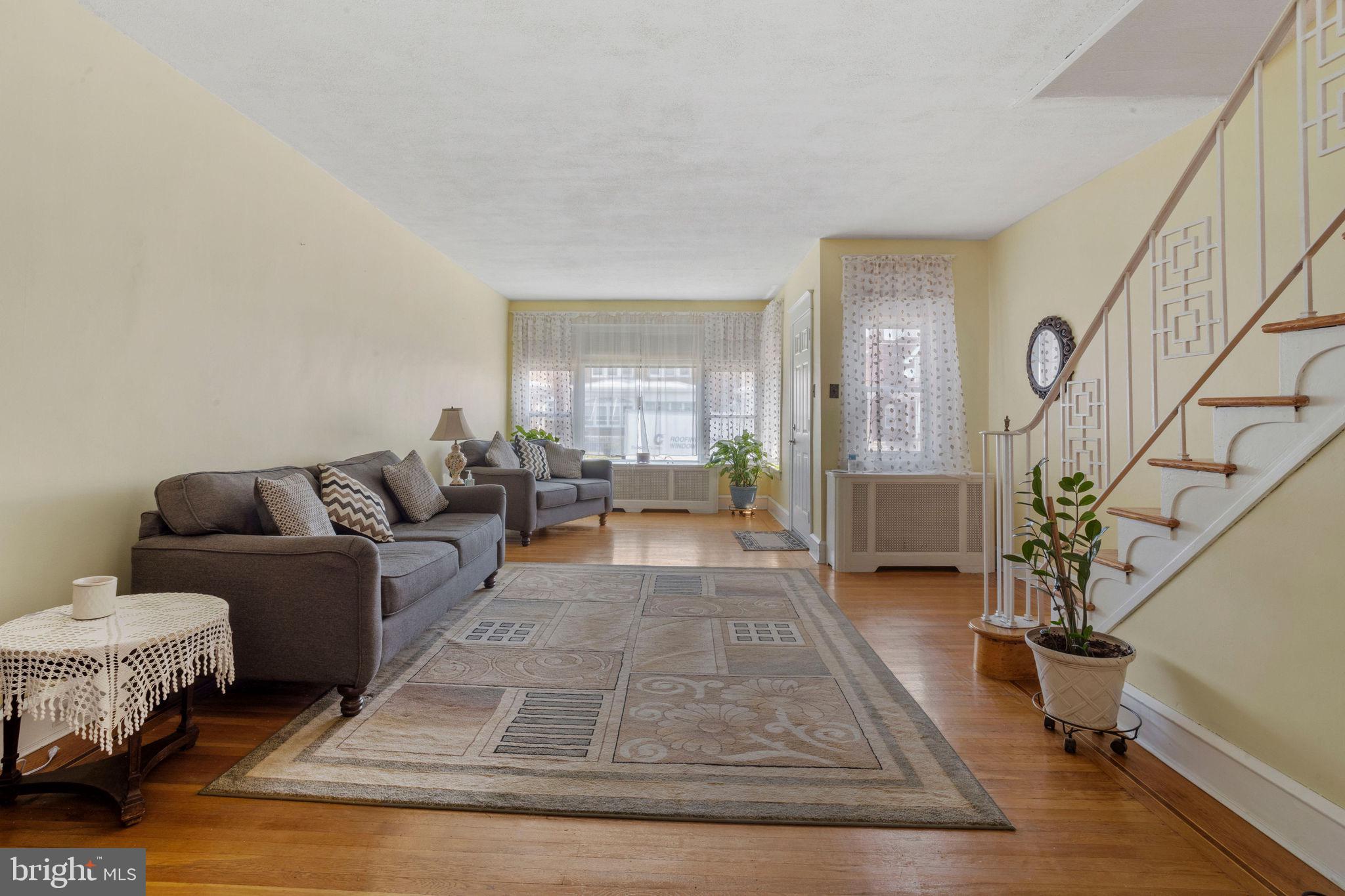 MAYFAIR (WEST) - Residential