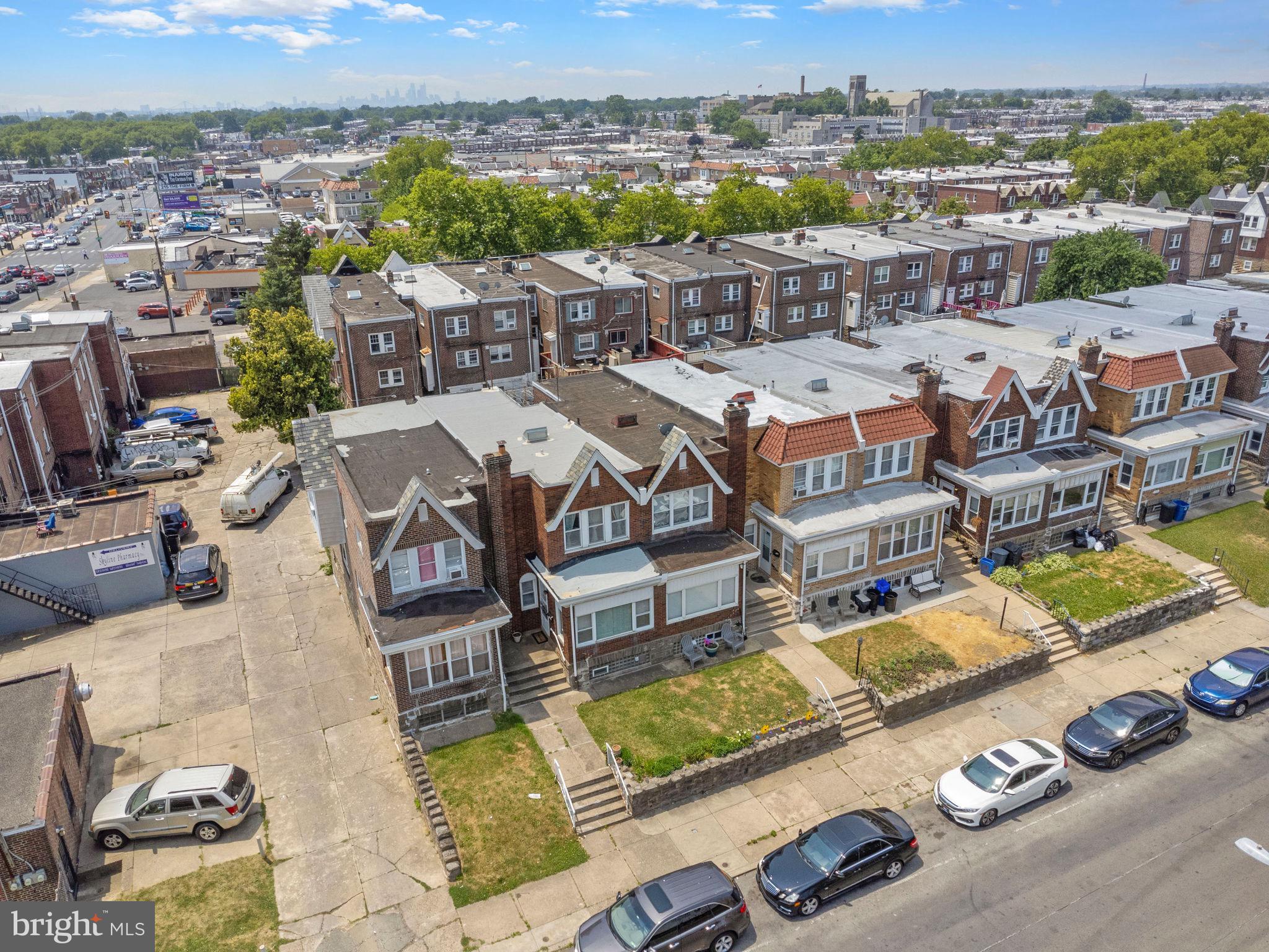 MAYFAIR (WEST) - Residential