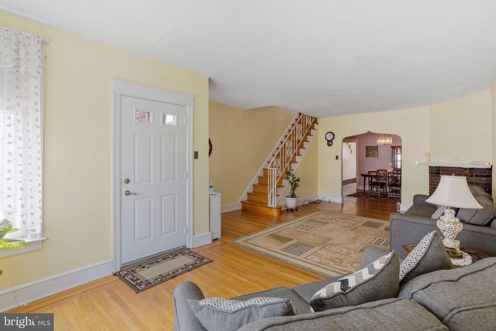 MAYFAIR (WEST) - Residential