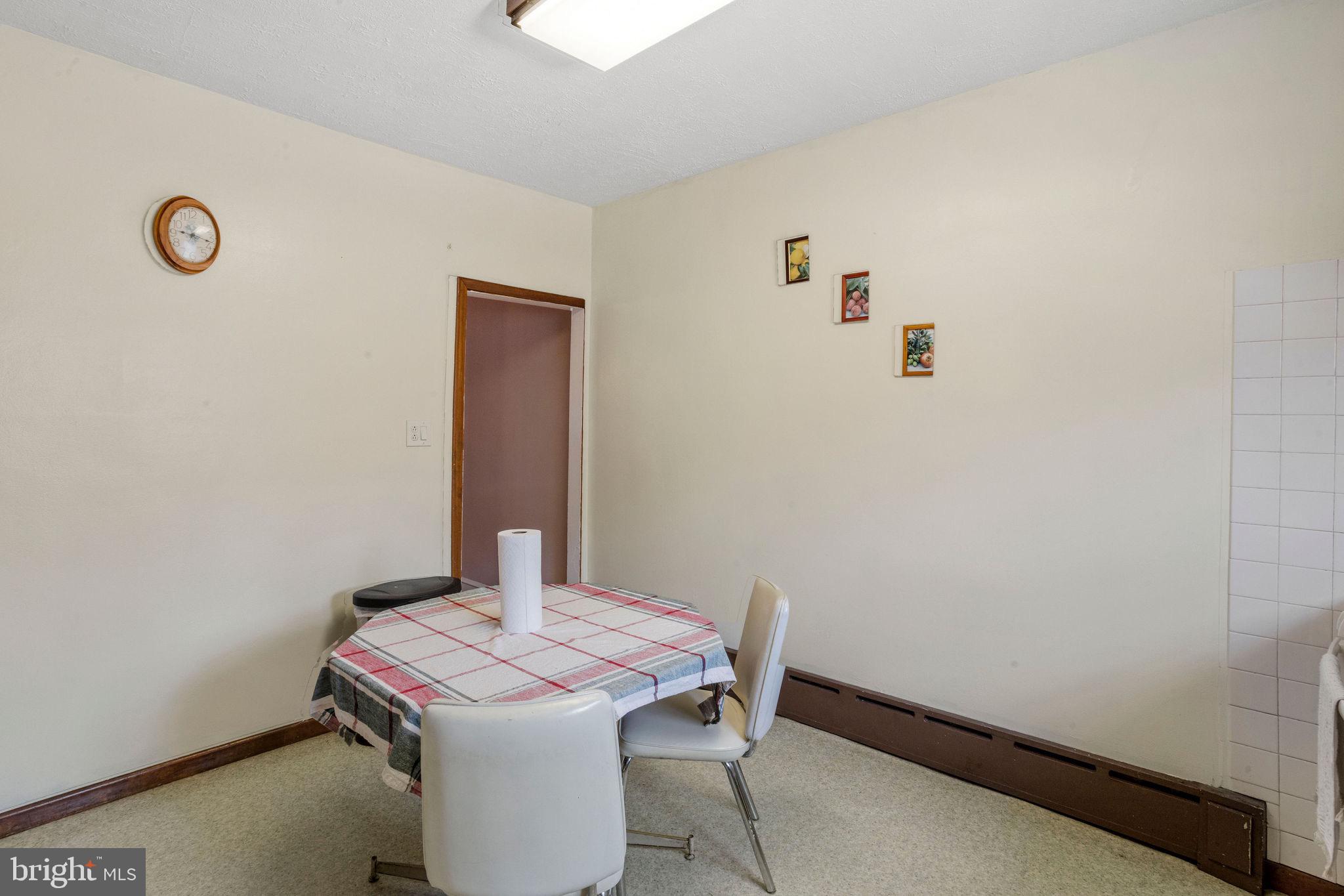 MAYFAIR (WEST) - Residential