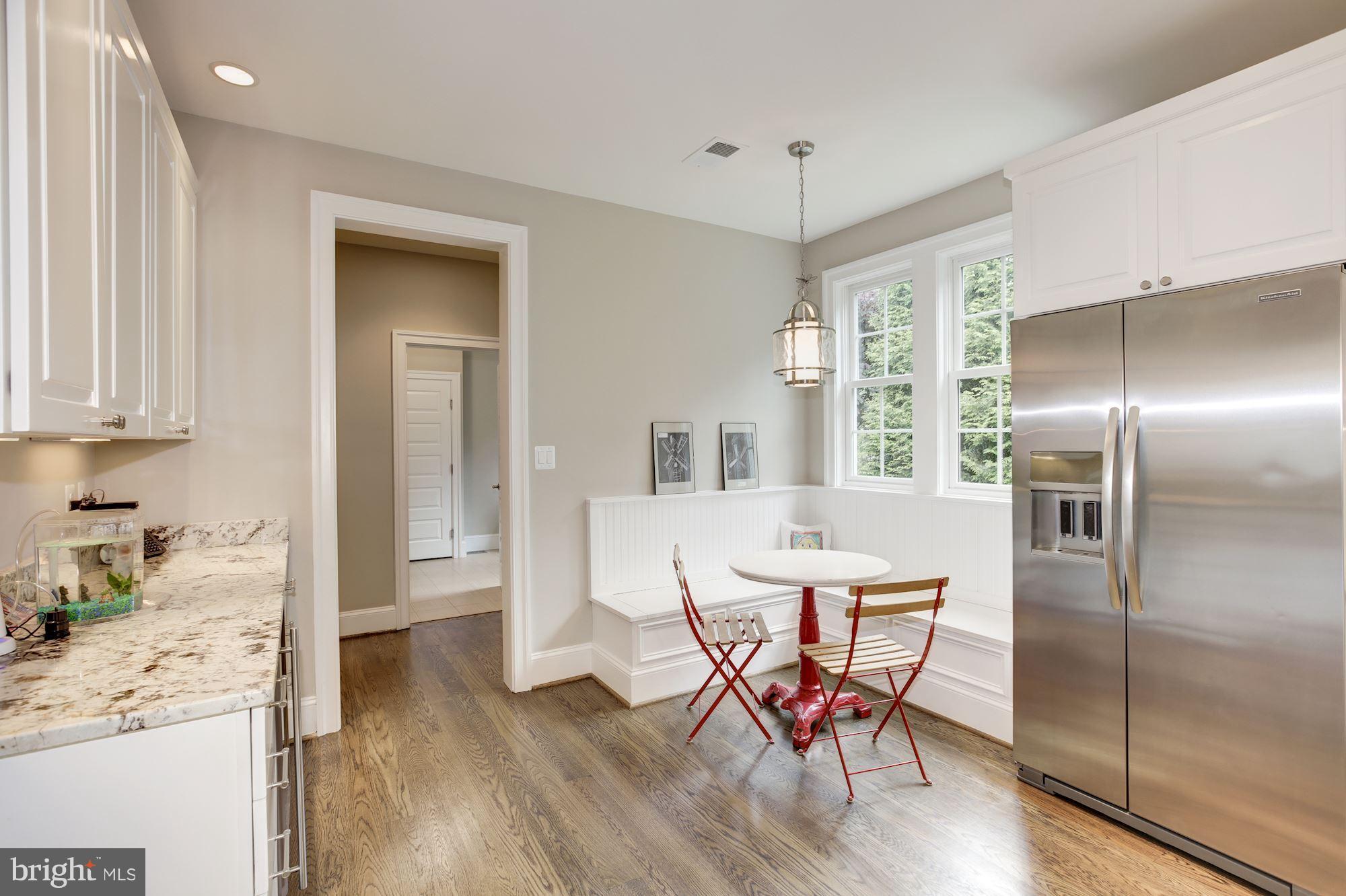 AYR HILL - Residential