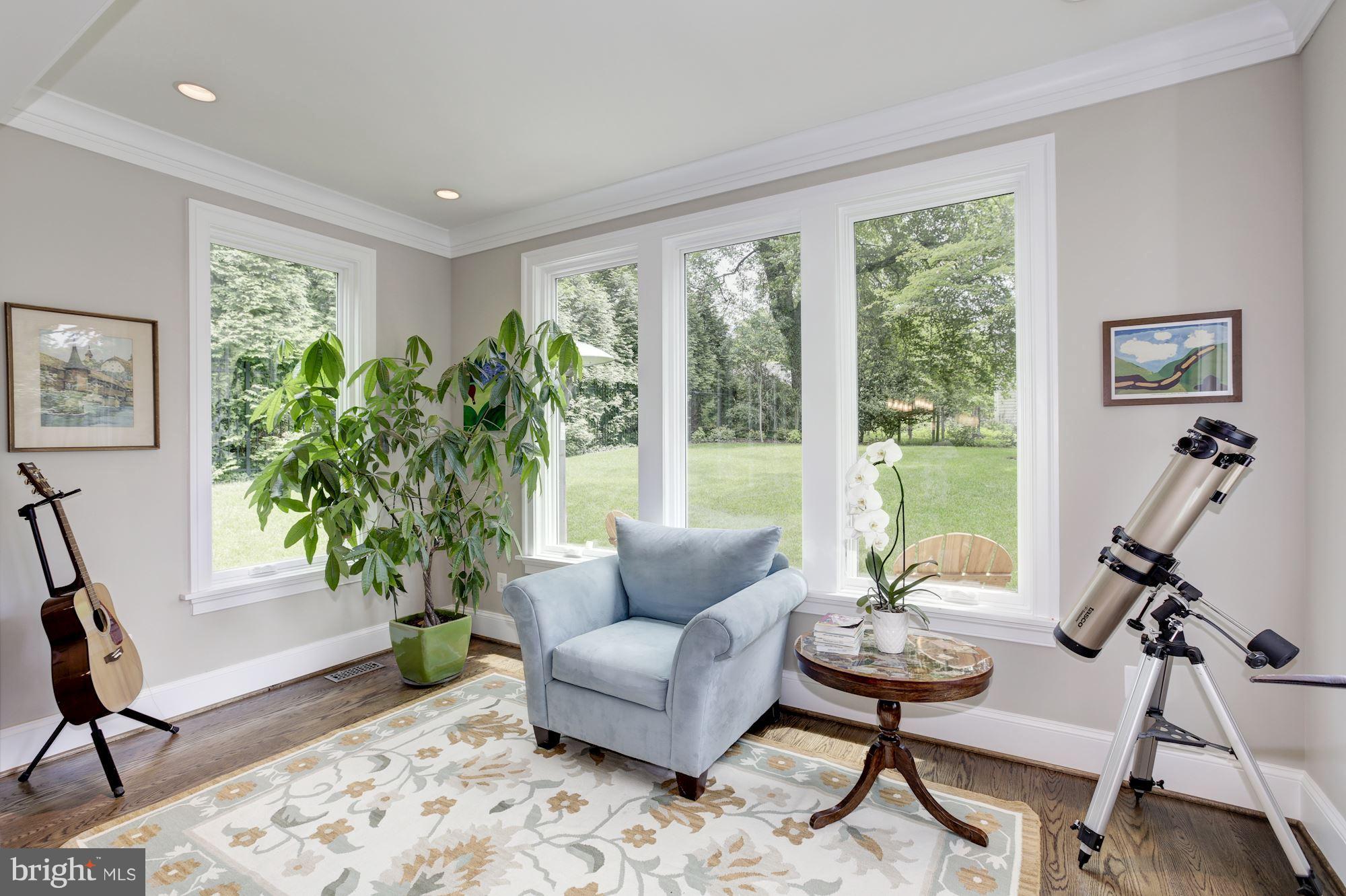 AYR HILL - Residential