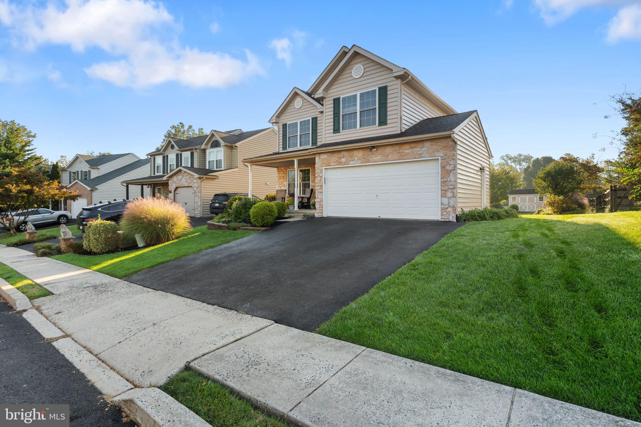 2043 VALLEY VIEW DRIVE