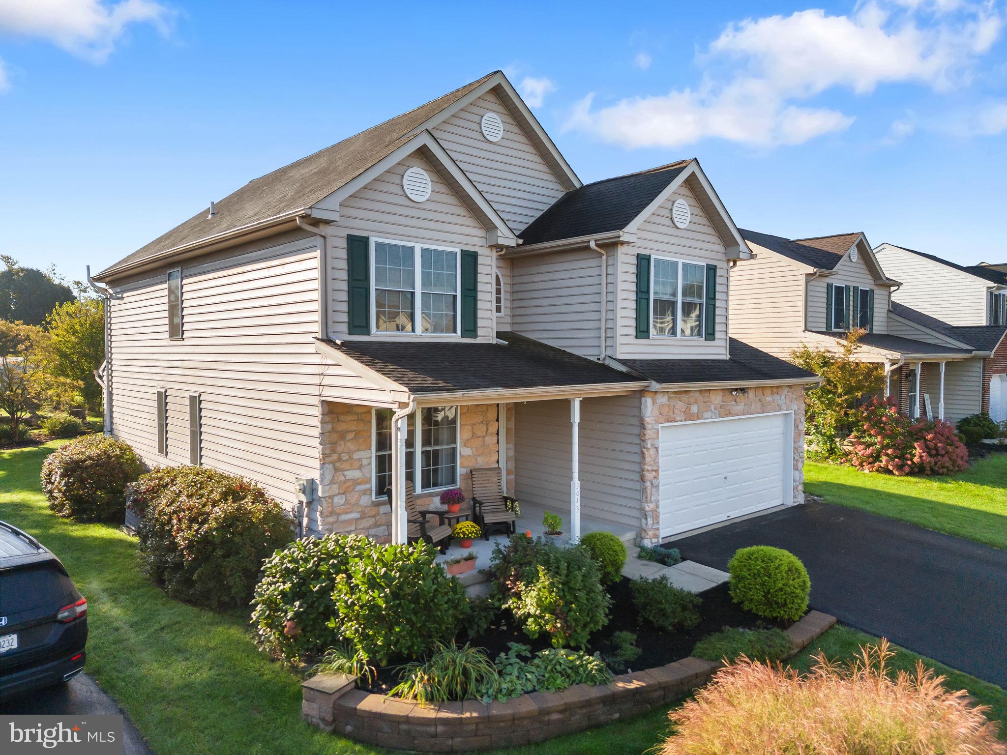 2043 VALLEY VIEW DRIVE