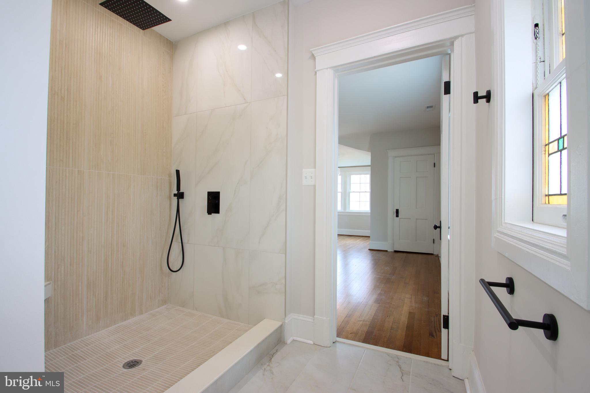 MONTEBELLO - Residential